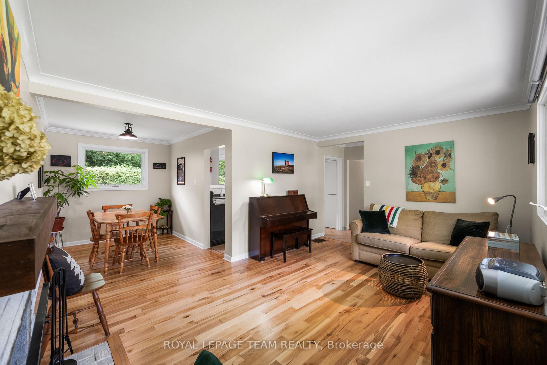 Photo 7 of 1300 Adirondack Drive, Ottawa, Kenson Park — HOMEH
