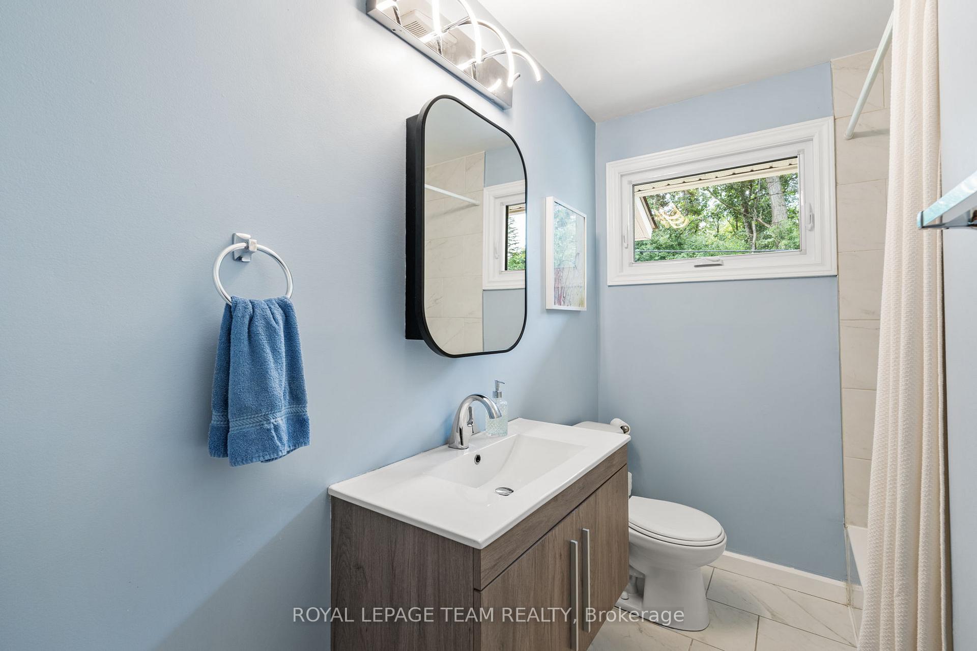 Photo 16 of 1300 Adirondack Drive, Ottawa, Kenson Park — HOMEH