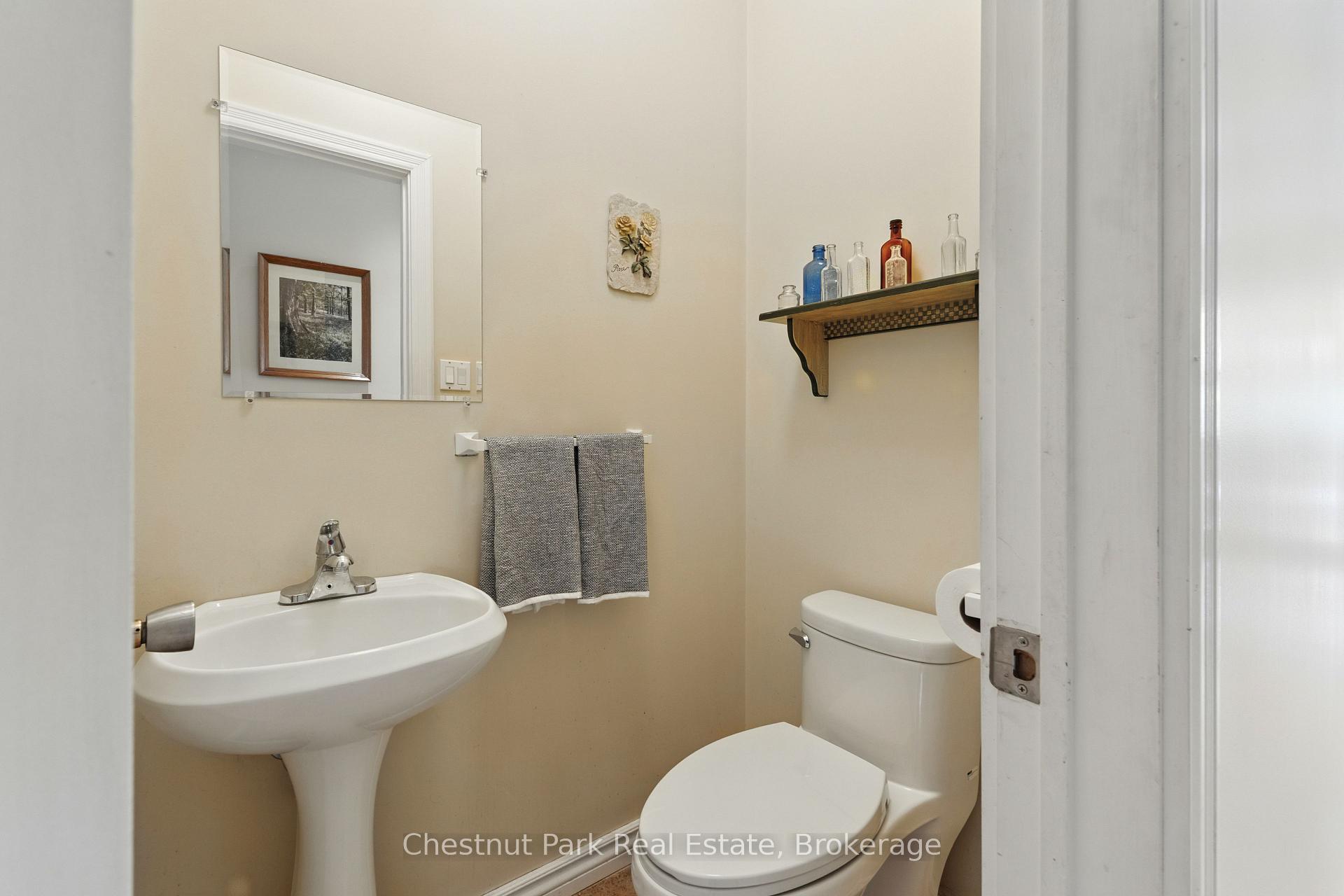 Photo 12 of 45 William Street, Parry Sound — HOMEH