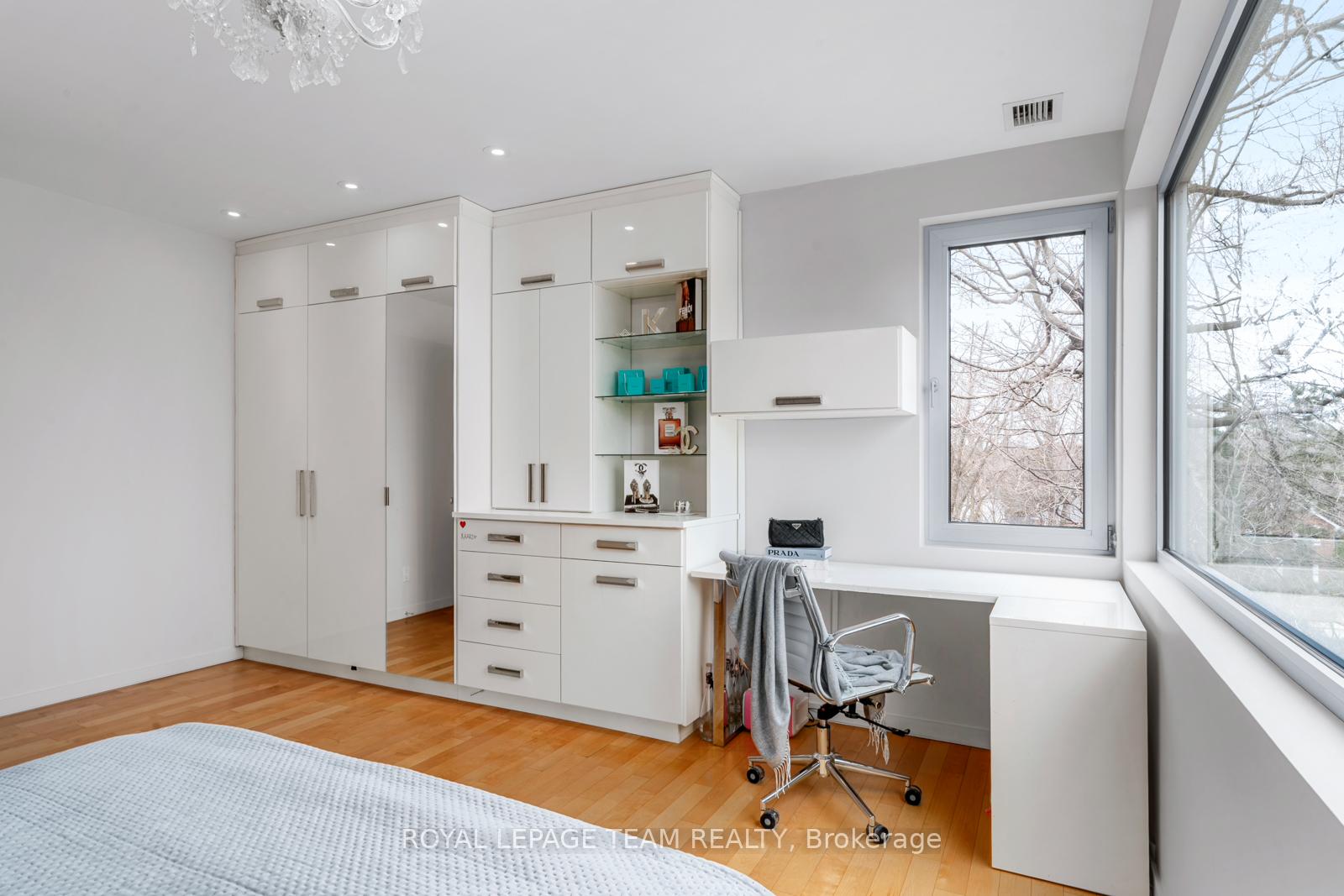 Photo 13 of 13 Rockcliffe Way, Ottawa, Lindenlea — HOMEH