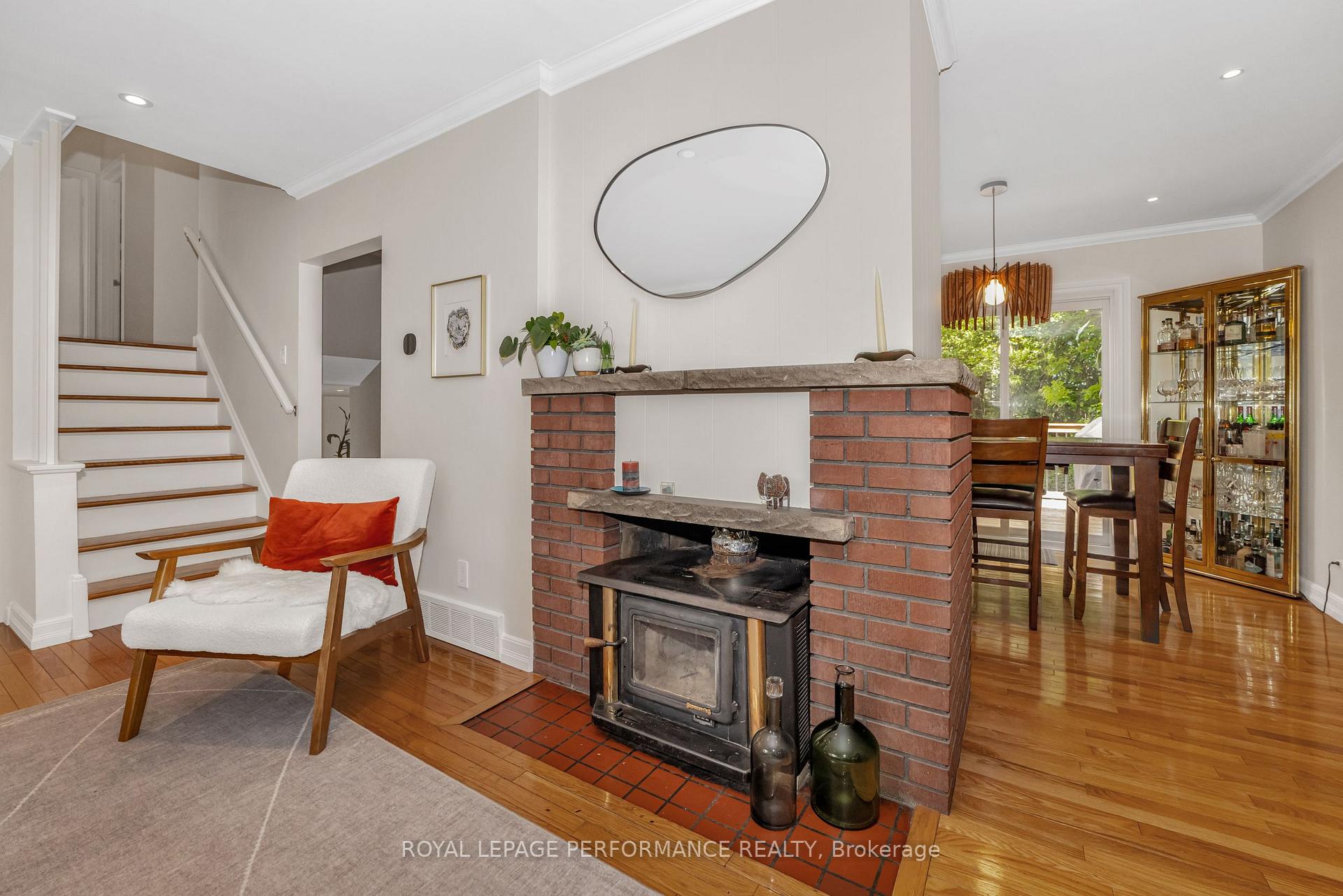 Photo 8 of 1193 Cobden Road, Ottawa, Queensway Terrace South/Ridgeview — HOMEH