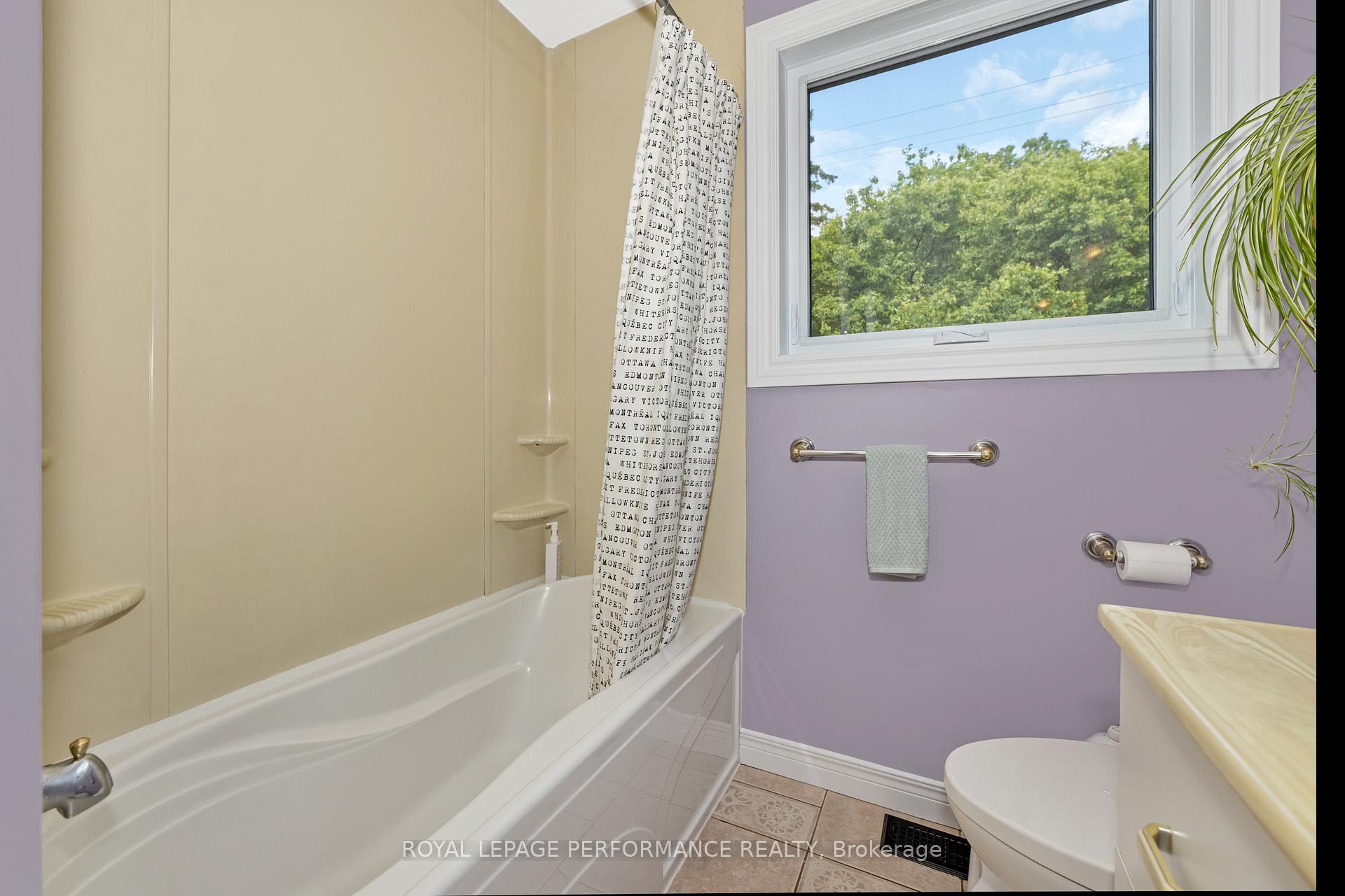 Photo 16 of 1193 Cobden Road, Ottawa, Queensway Terrace South/Ridgeview — HOMEH