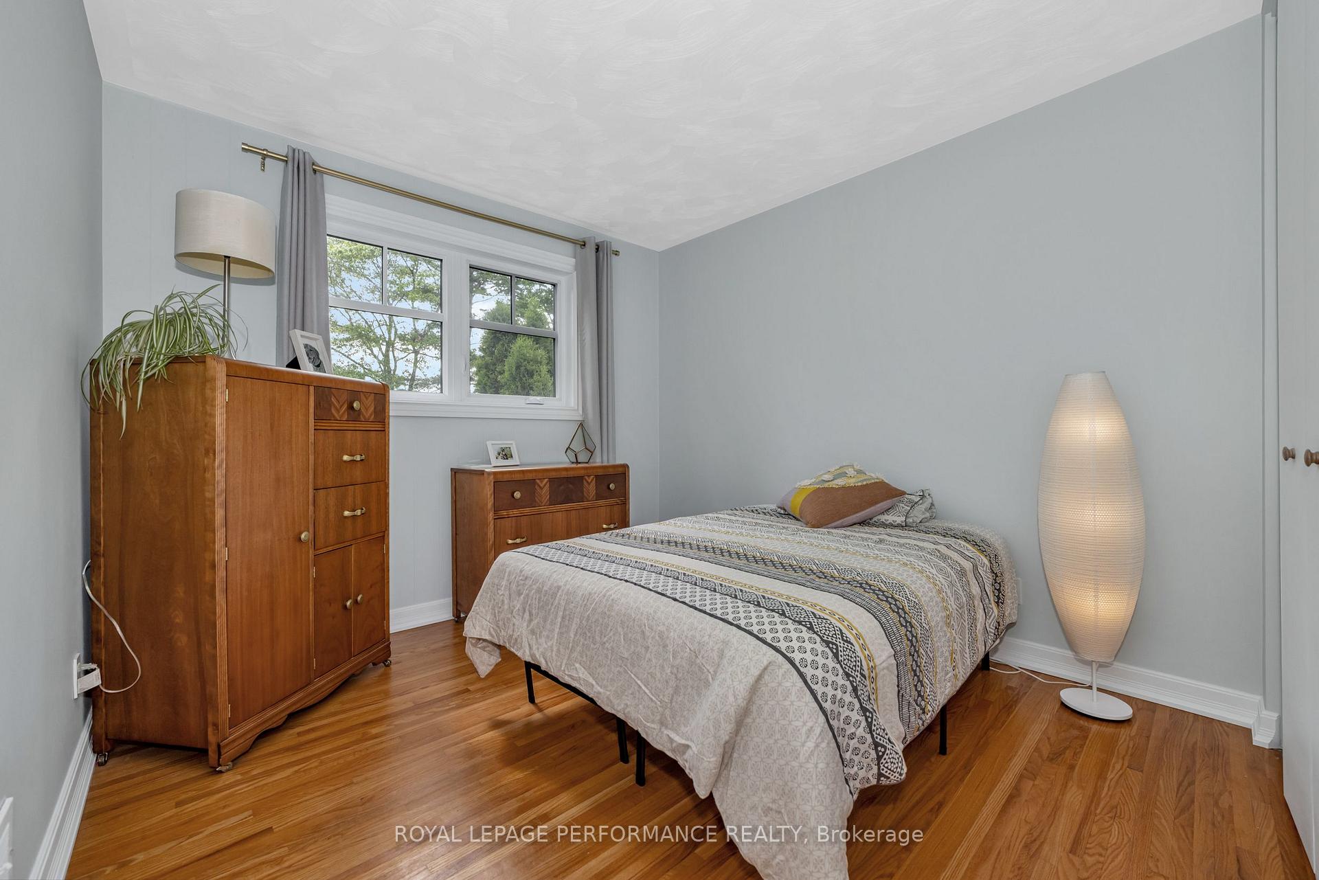 Photo 18 of 1193 Cobden Road, Ottawa, Queensway Terrace South/Ridgeview — HOMEH