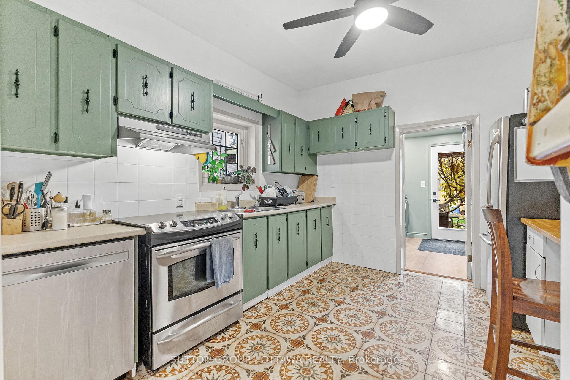 Photo 10 of 154 Arlington Avenue, Ottawa, Ottawa Centre — HOMEH