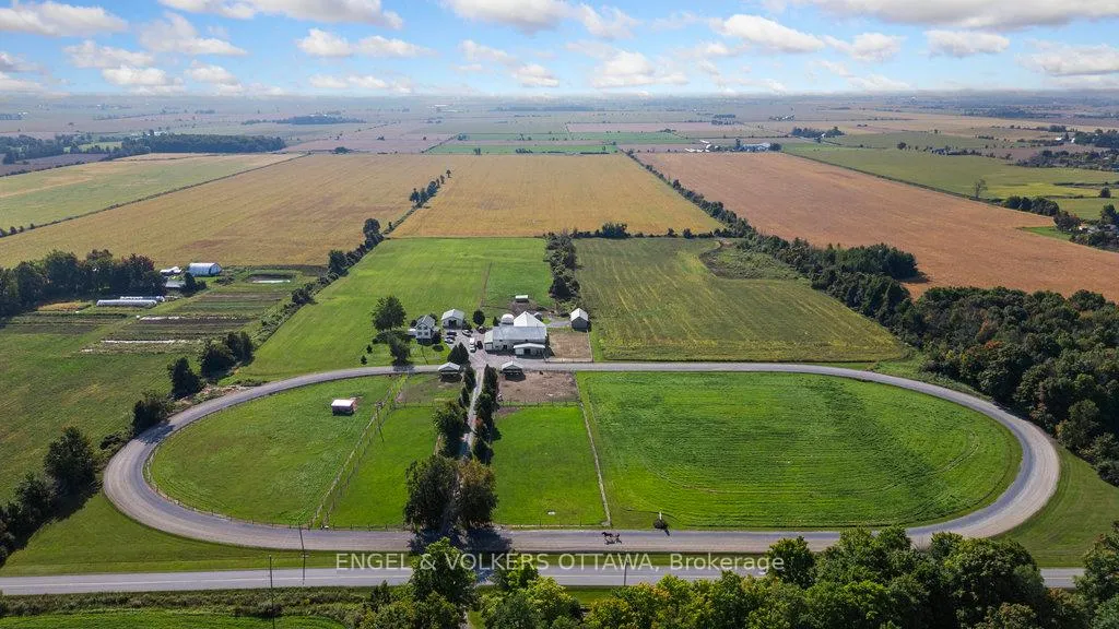 Photo 3 of 12420 Ormond Road, North Dundas, North Dundas (Winchester) Twp — HOMEH