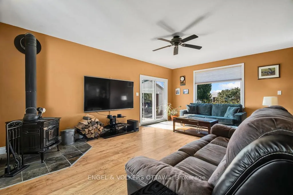 Photo 16 of 12420 Ormond Road, North Dundas, North Dundas (Winchester) Twp — HOMEH