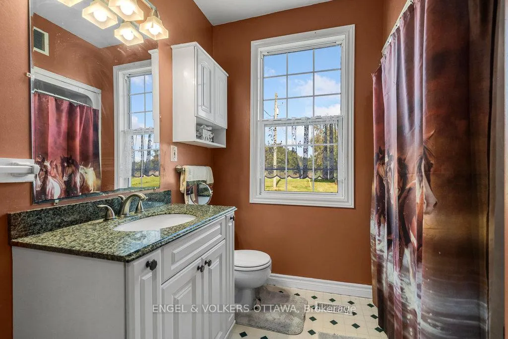 Photo 18 of 12420 Ormond Road, North Dundas, North Dundas (Winchester) Twp — HOMEH