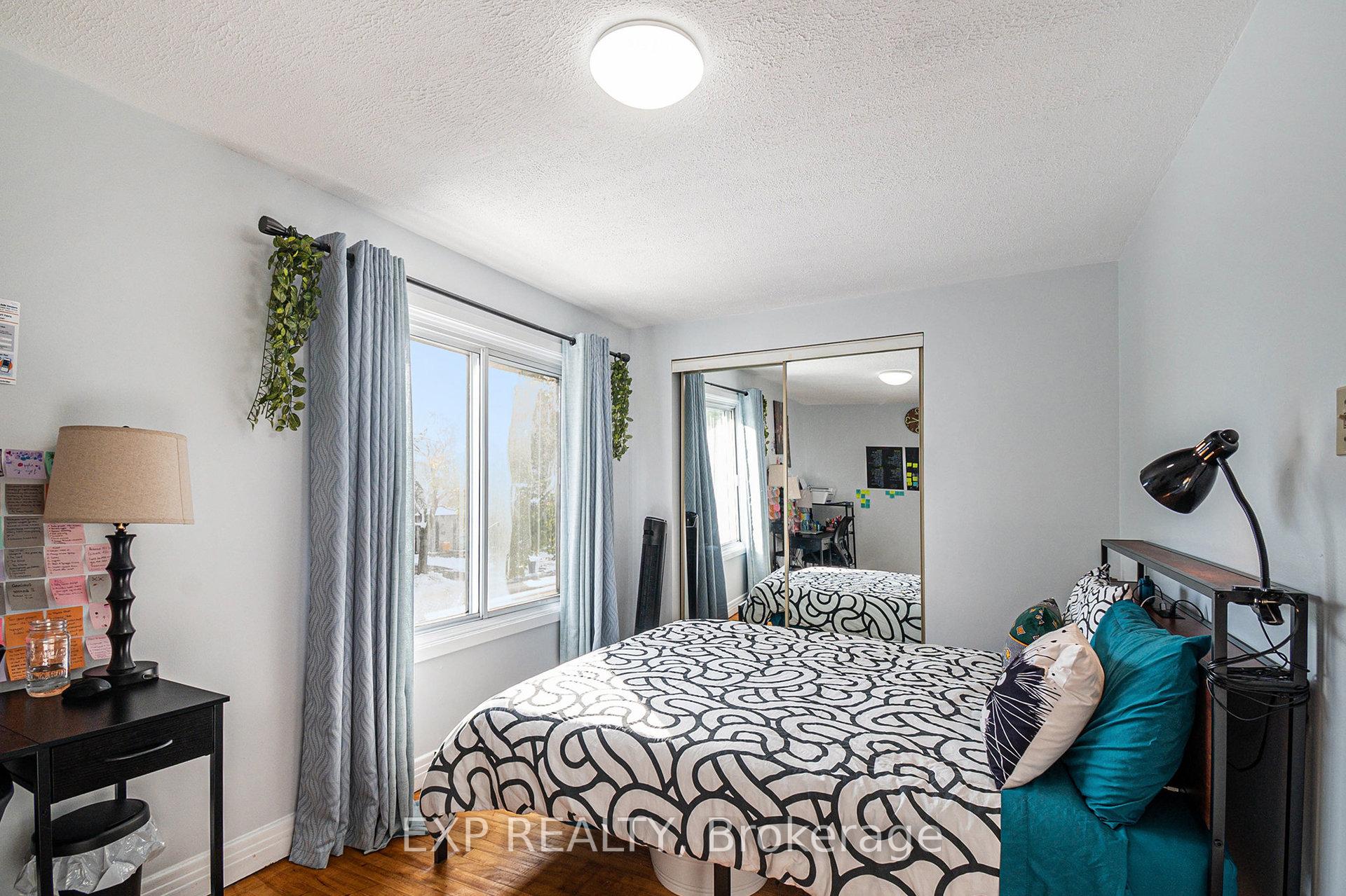 Photo 8 of 329 Donald Street, Ottawa, Overbrook/Castle Heights — HOMEH