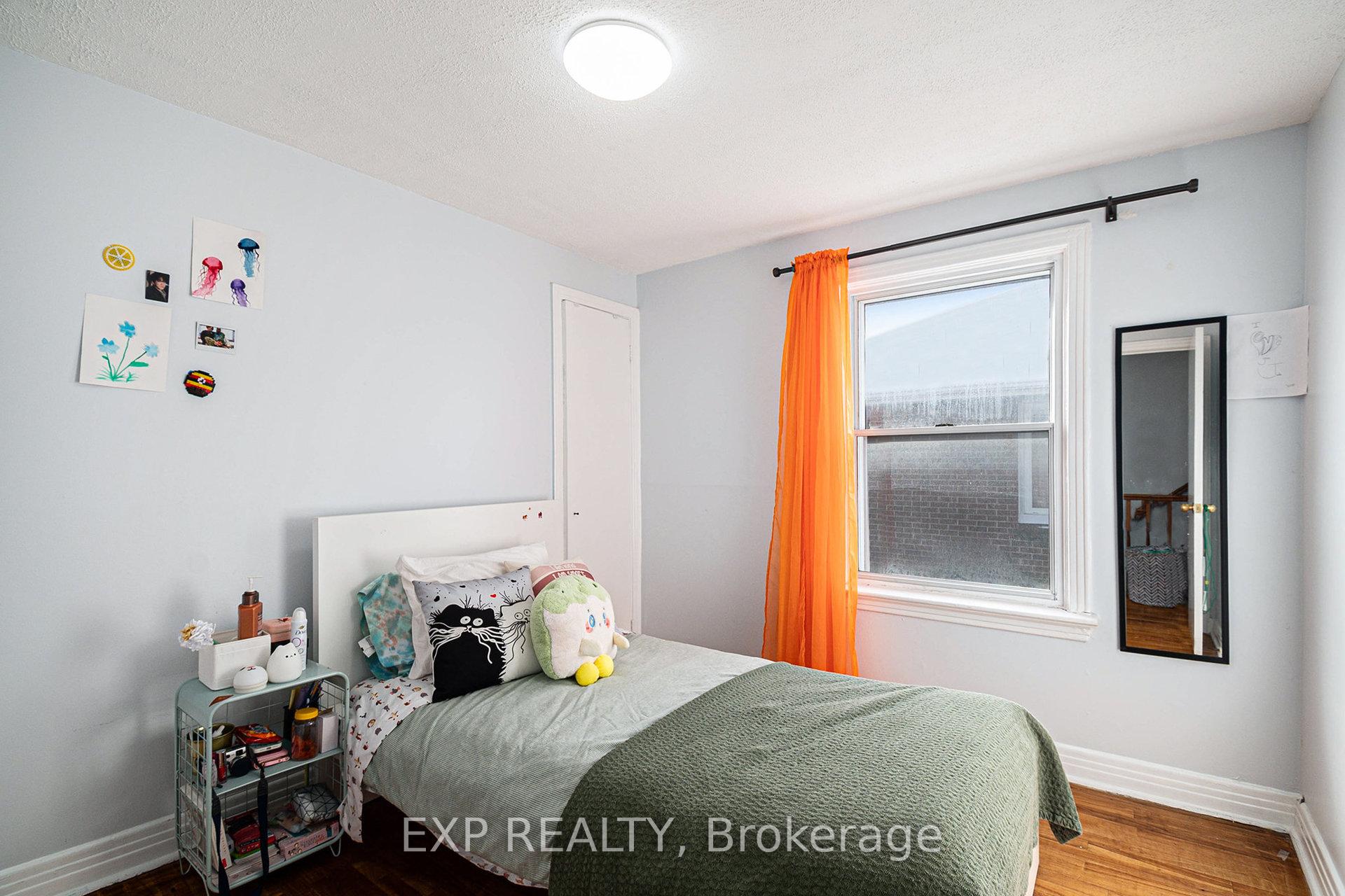 Photo 12 of 329 Donald Street, Ottawa, Overbrook/Castle Heights — HOMEH