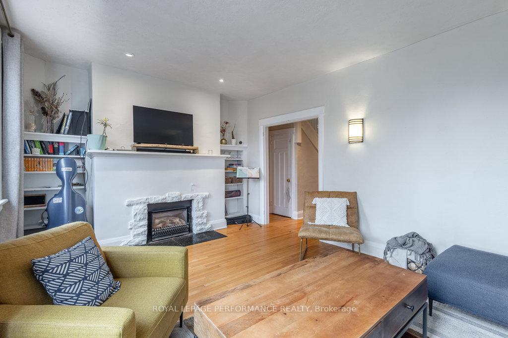 Photo 13 of 35 Acacia Avenue, Ottawa, Lindenlea — HOMEH
