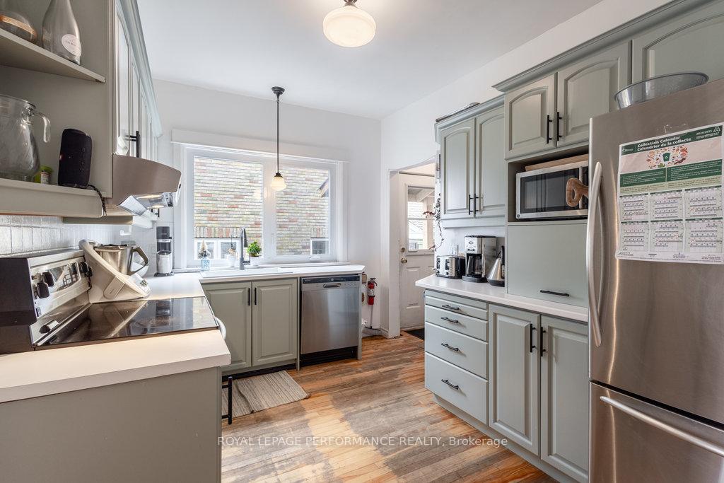Photo 17 of 35 Acacia Avenue, Ottawa, Lindenlea — HOMEH