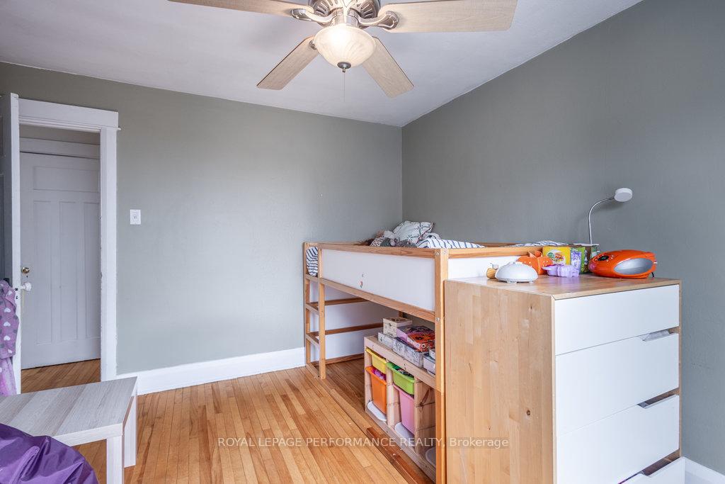 Photo 24 of 35 Acacia Avenue, Ottawa, Lindenlea — HOMEH