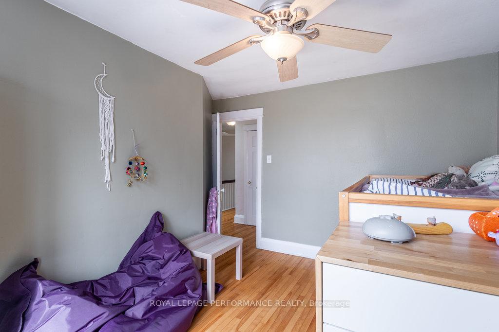 Photo 25 of 35 Acacia Avenue, Ottawa, Lindenlea — HOMEH