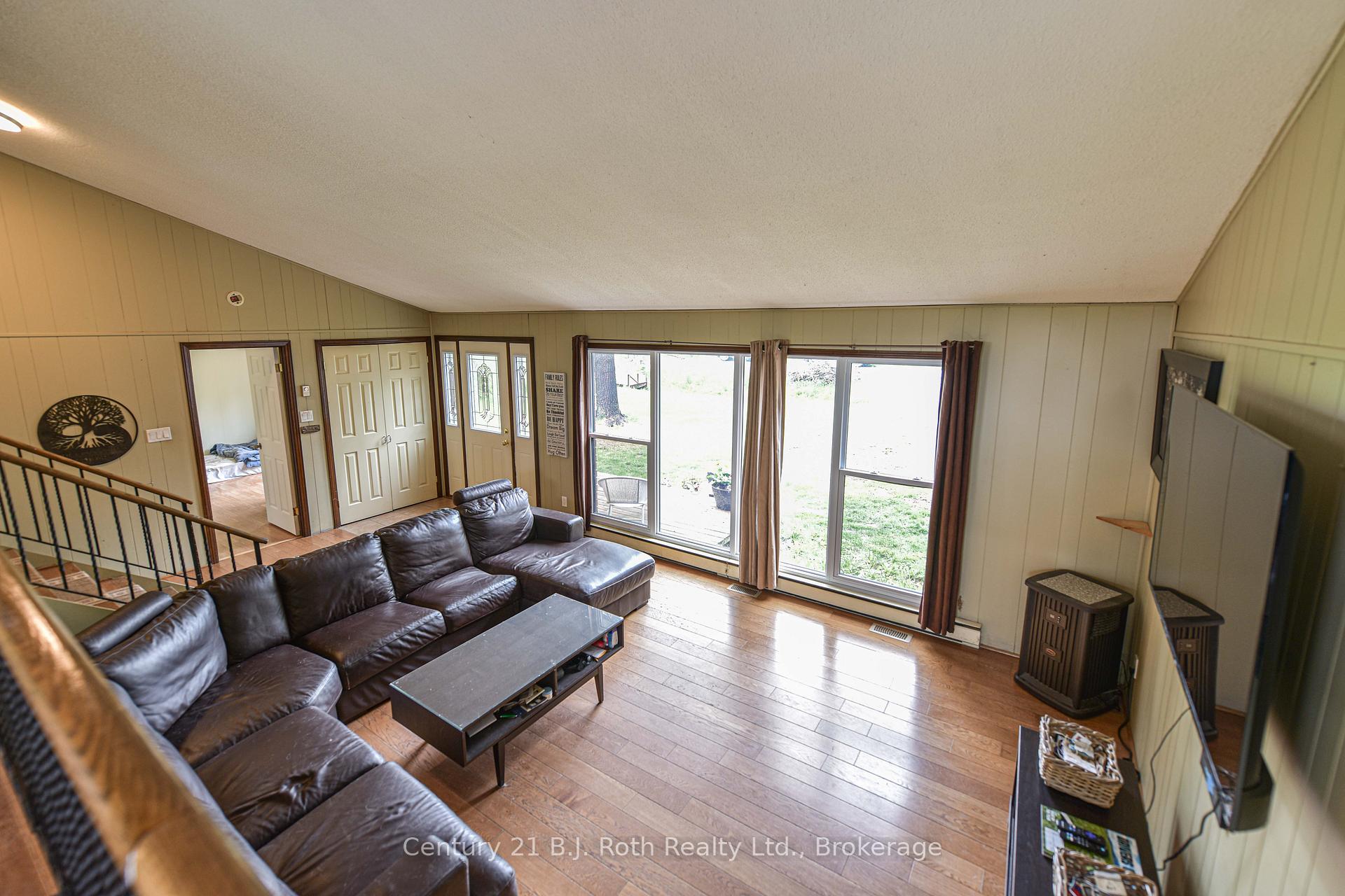 Photo 8 of 1535 15/16 Side Road E, Oro-Medonte, Rural Oro-Medonte — HOMEH