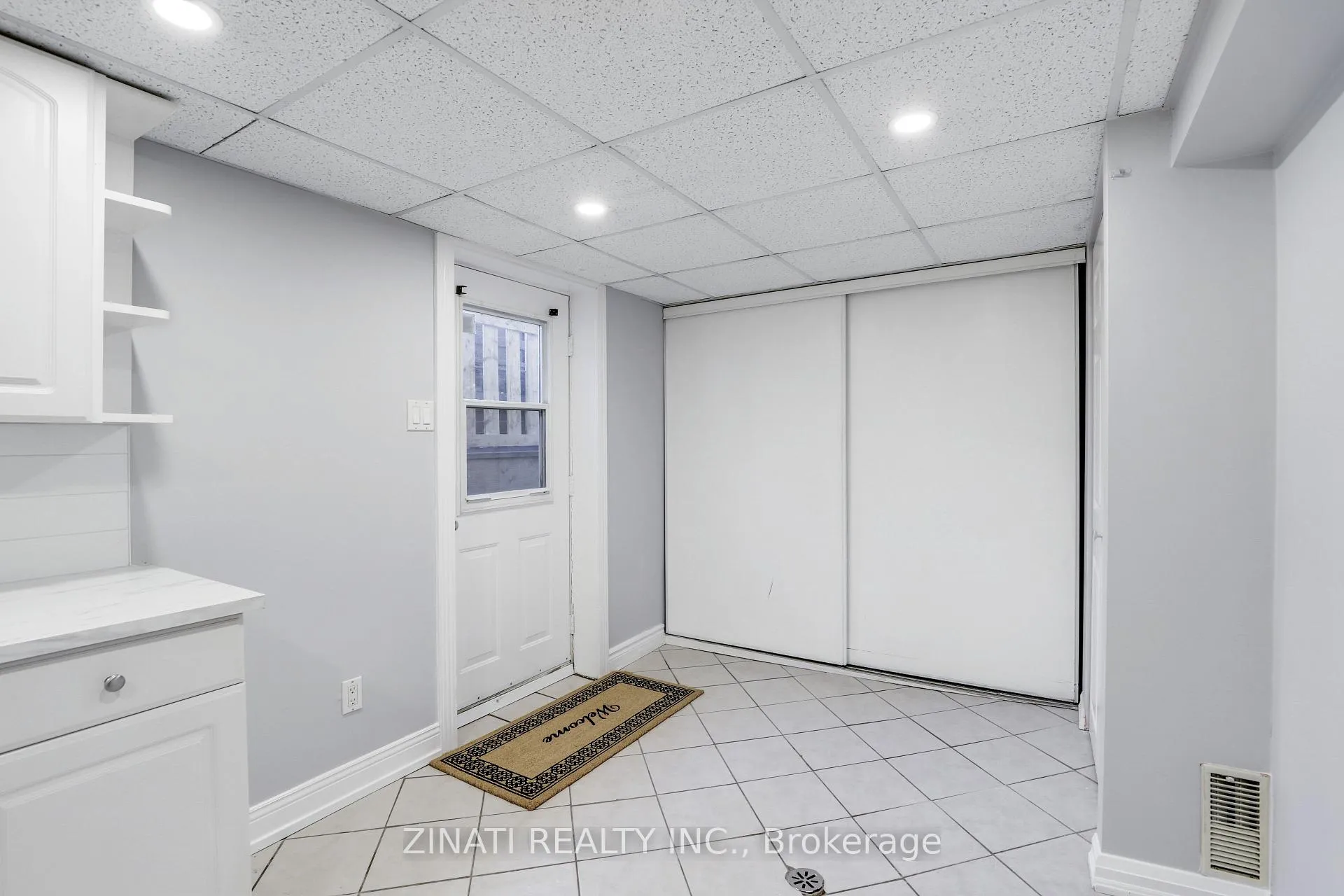 Photo 2 of Unit B, 29 Marier Avenue, Ottawa, Lindenlea — HOMEH