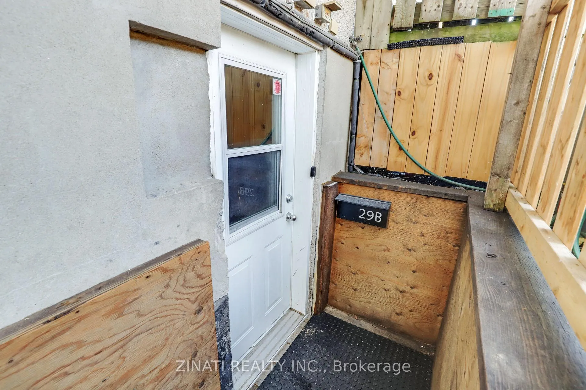 Photo 12 of Unit B, 29 Marier Avenue, Ottawa, Lindenlea — HOMEH