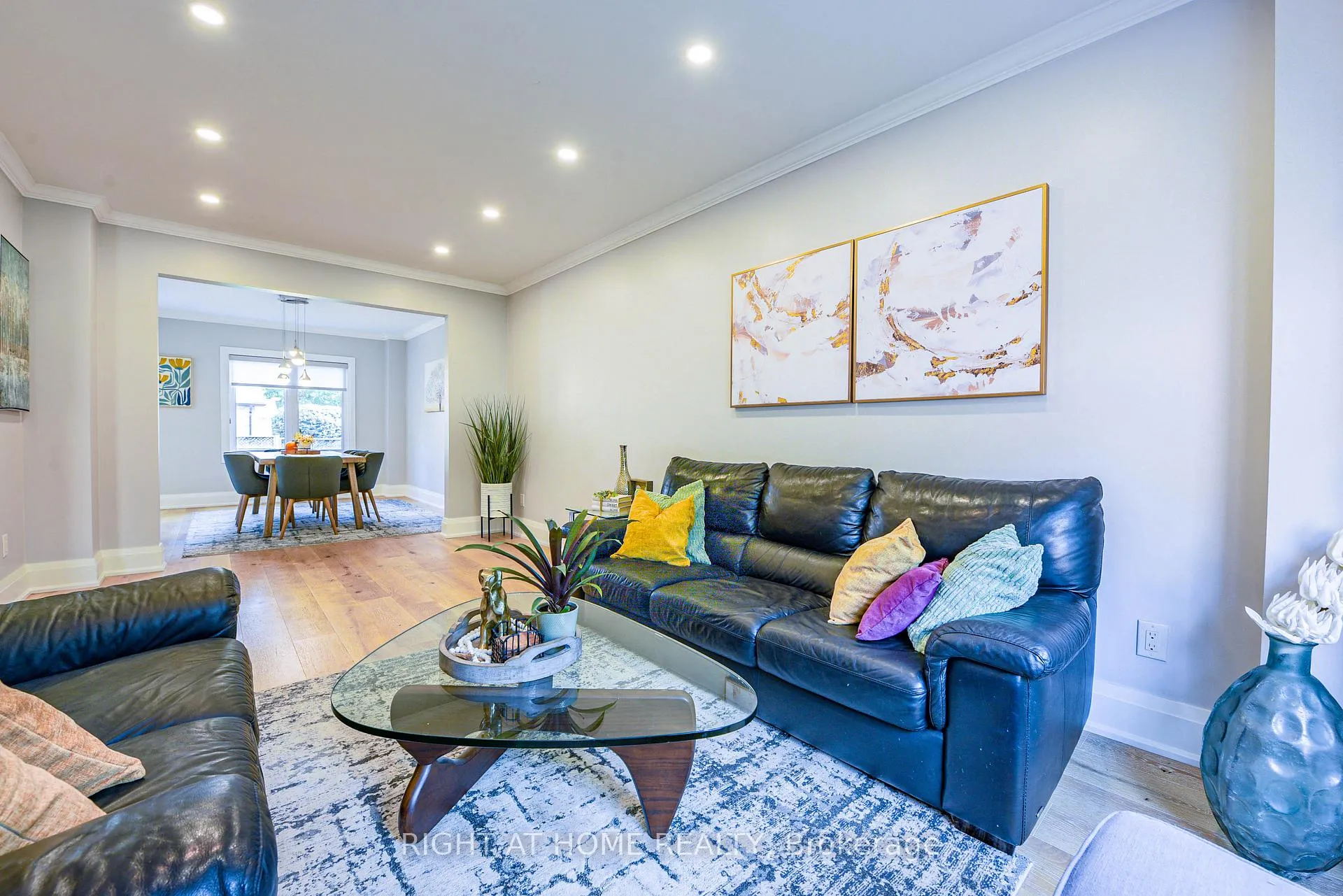 Photo 14 of 1517 Queensbury Crescent, Oakville, College Park — HOMEH