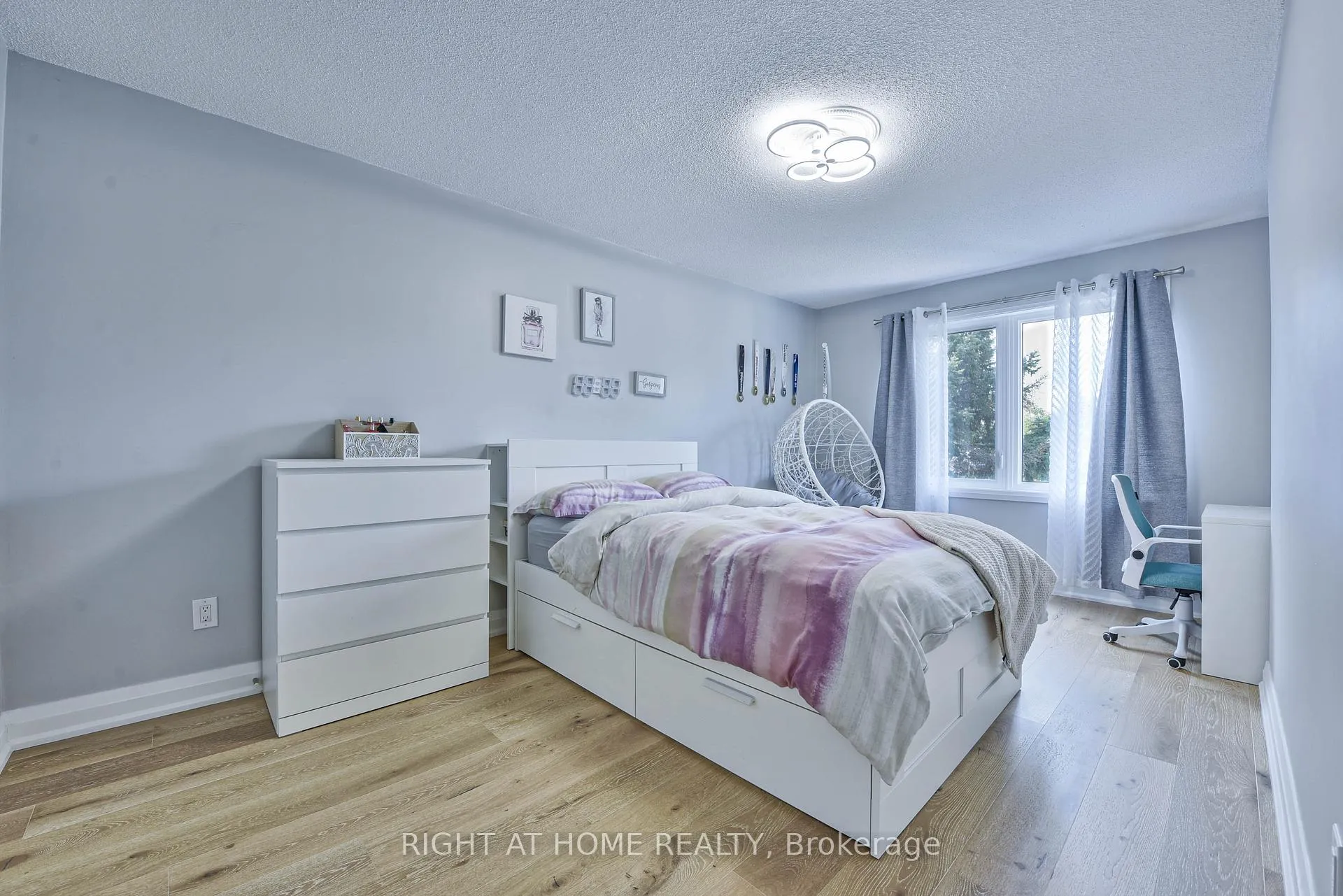 Photo 27 of 1517 Queensbury Crescent, Oakville, College Park — HOMEH