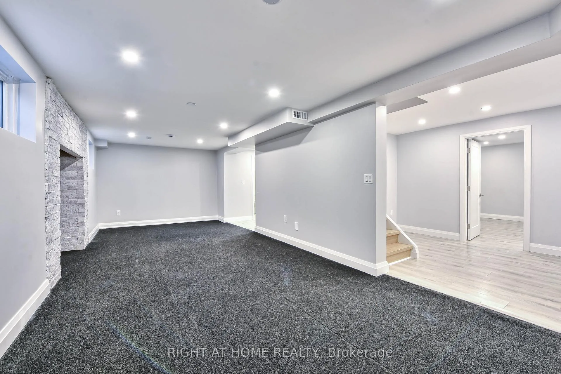 Photo 37 of 1517 Queensbury Crescent, Oakville, College Park — HOMEH