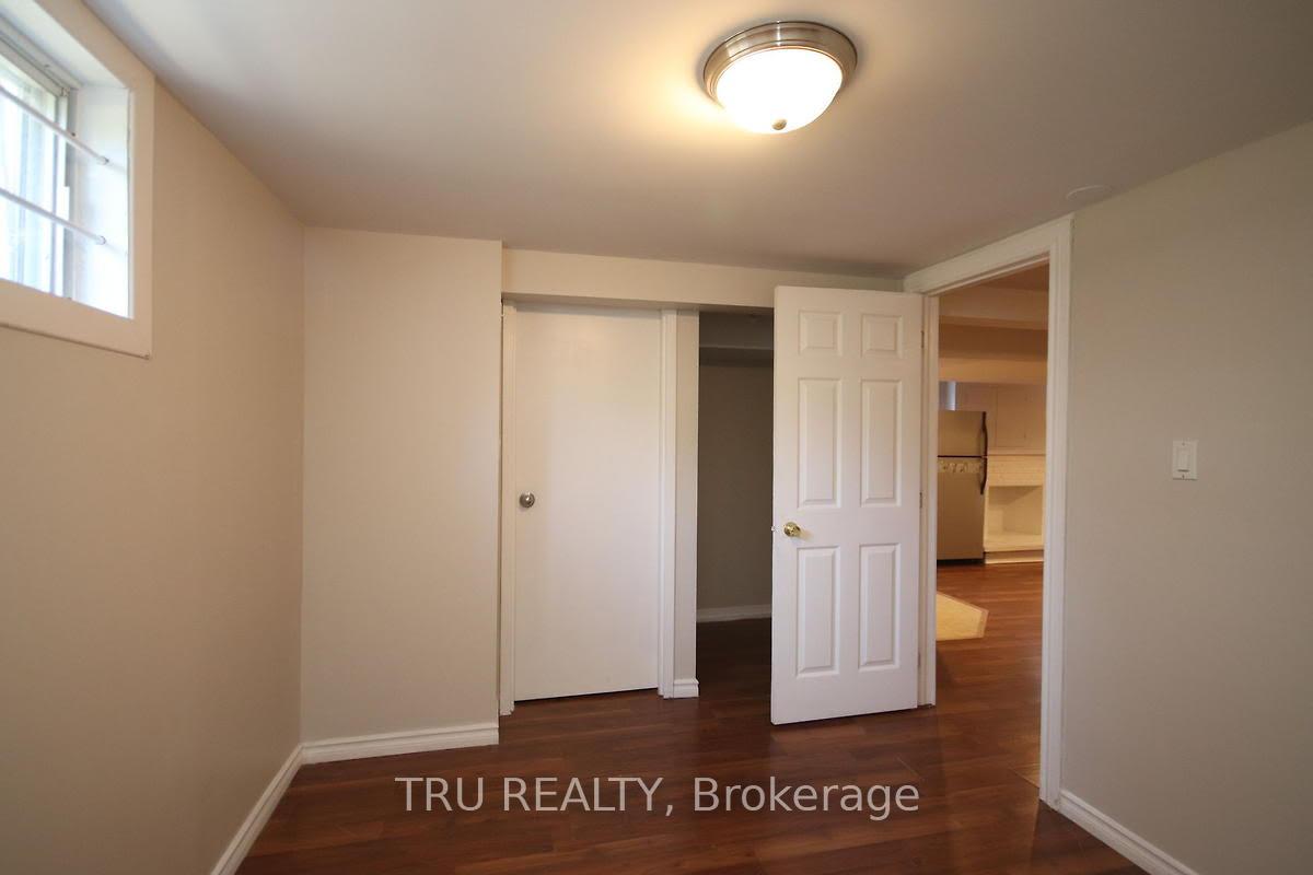 Photo 14 of Unit B, 2555 Iris Street, Ottawa, Parkway Park — HOMEH