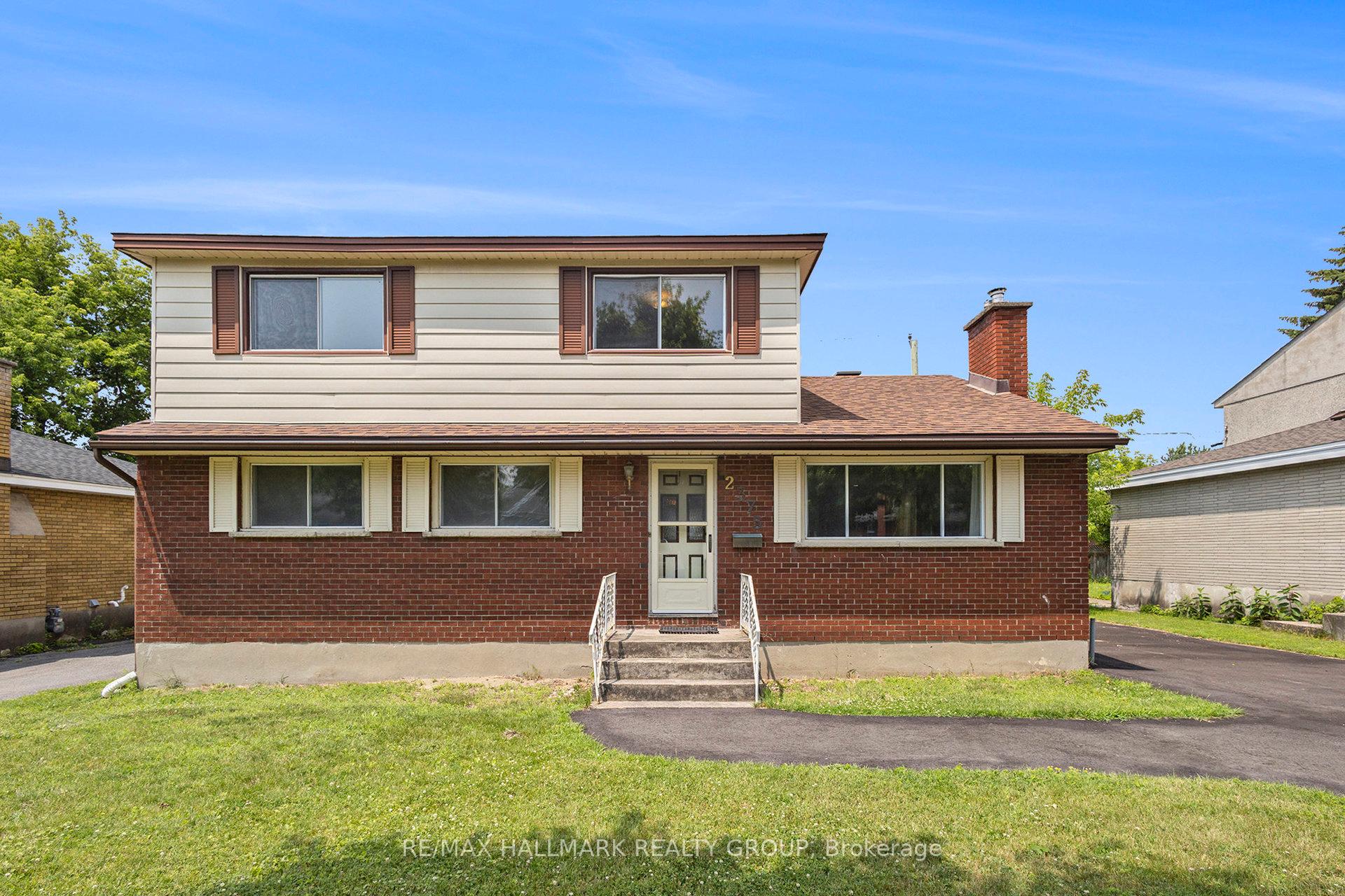 Photo 2 of 2375 Cheshire Road, Ottawa, Parkway Park — HOMEH