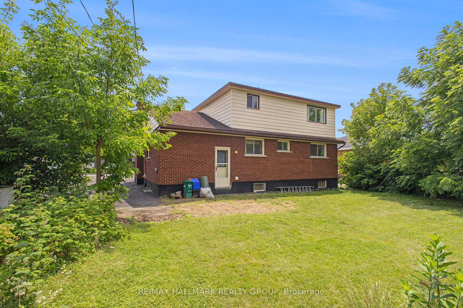 Photo 33 of 2375 Cheshire Road, Ottawa, Parkway Park — HOMEH