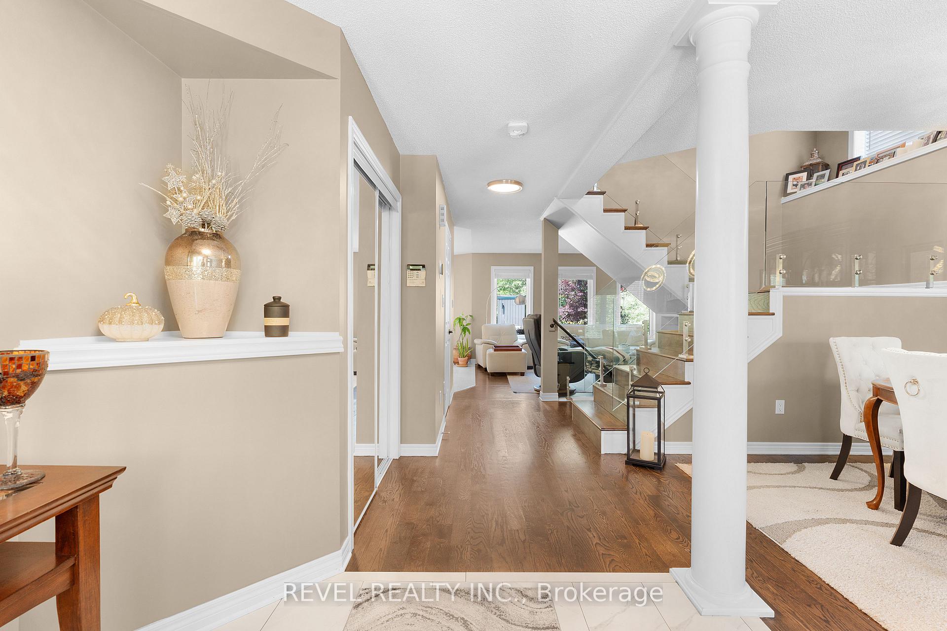 Photo 4 of 17 Michaela Crescent, Pelham, Fonthill — HOMEH