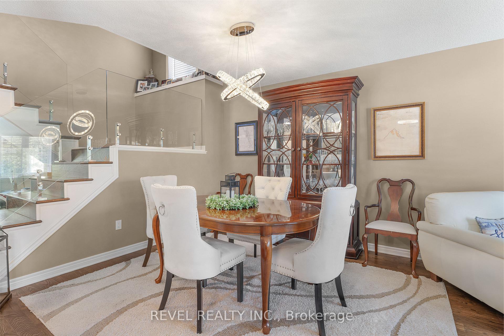 Photo 5 of 17 Michaela Crescent, Pelham, Fonthill — HOMEH