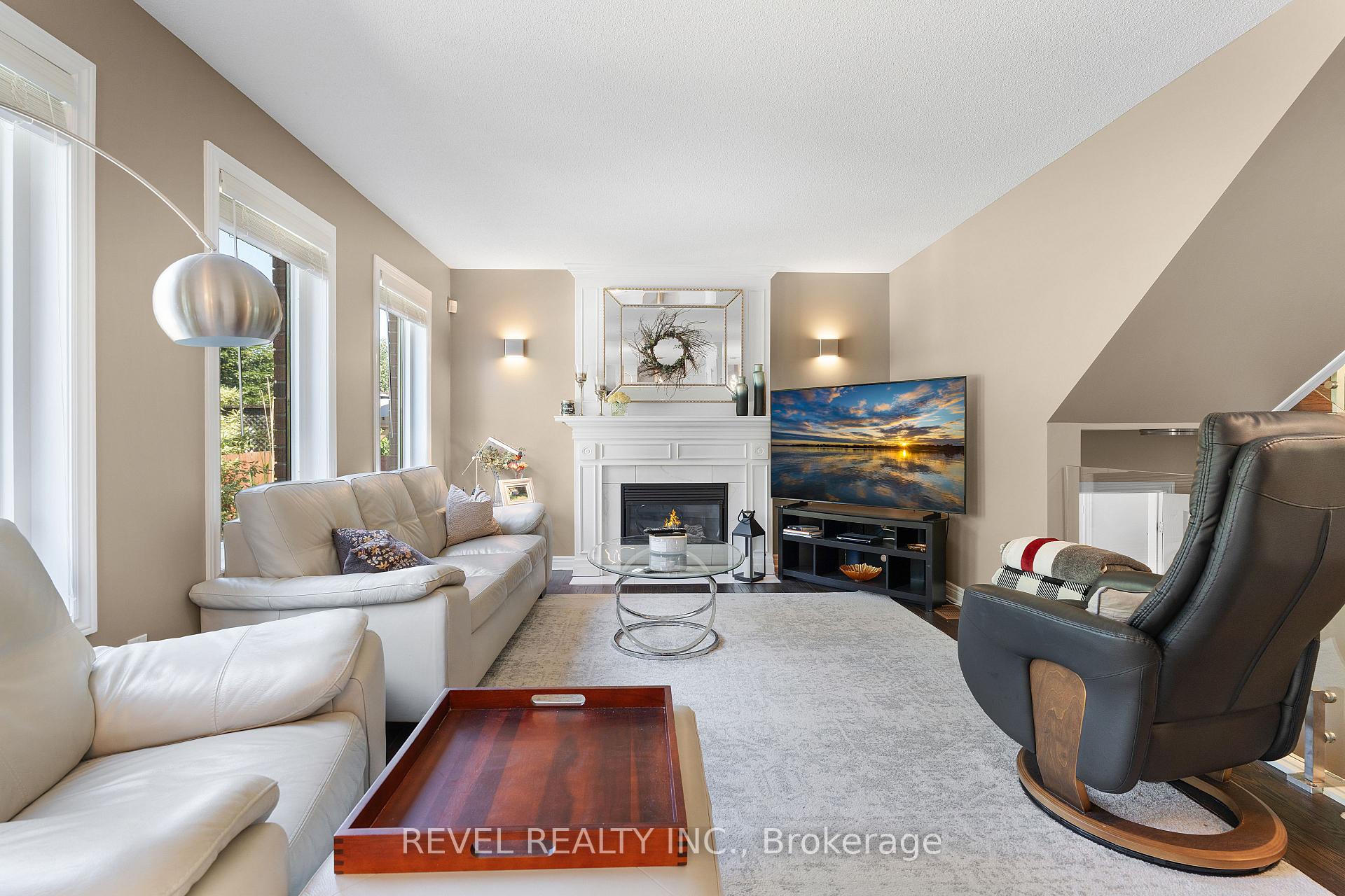 Photo 9 of 17 Michaela Crescent, Pelham, Fonthill — HOMEH