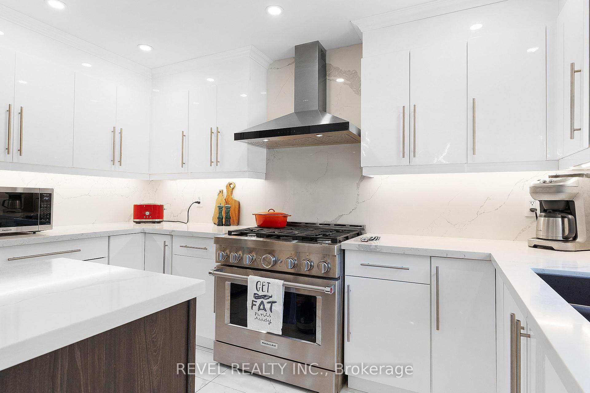 Photo 14 of 17 Michaela Crescent, Pelham, Fonthill — HOMEH