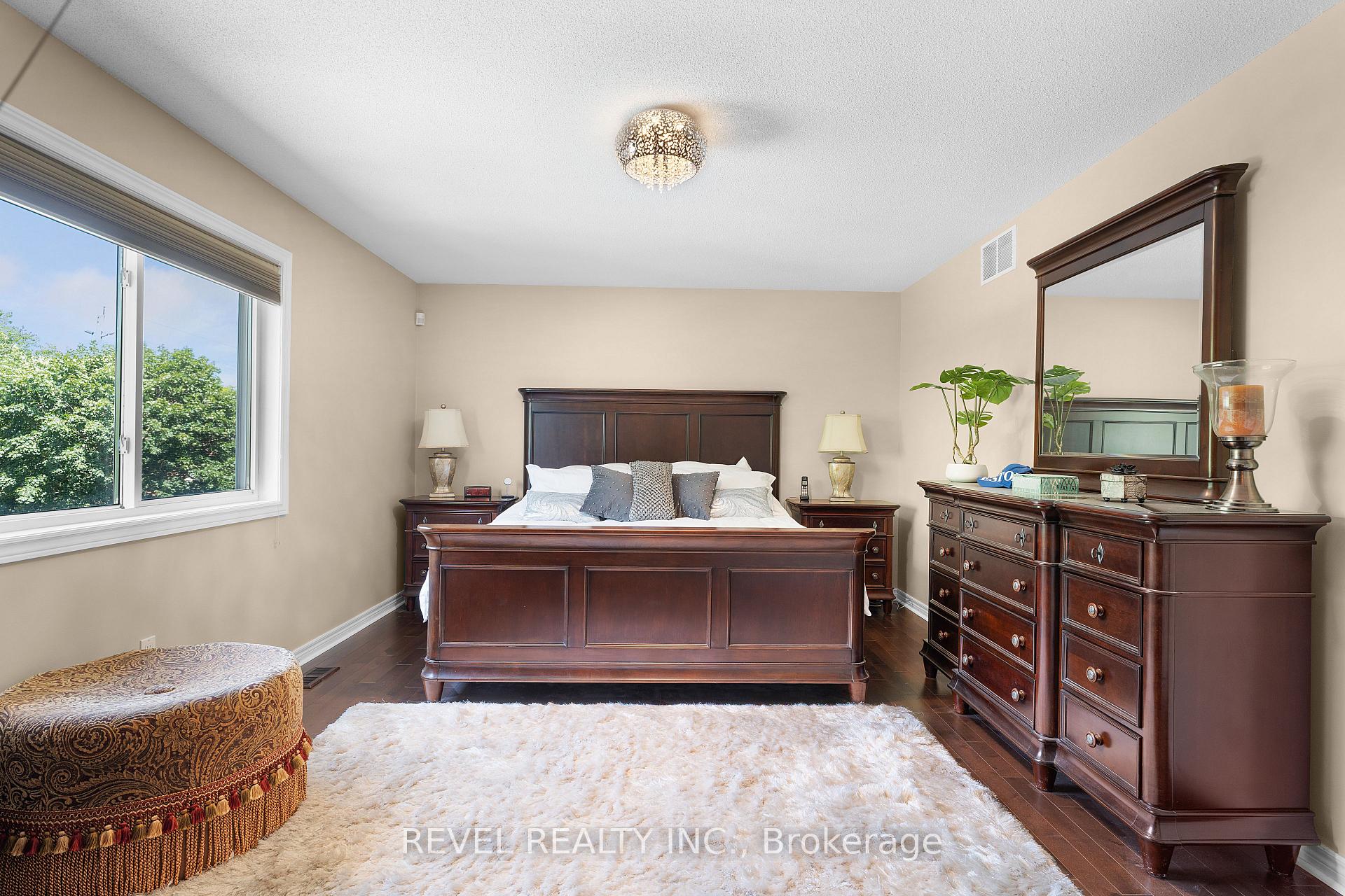 Photo 17 of 17 Michaela Crescent, Pelham, Fonthill — HOMEH