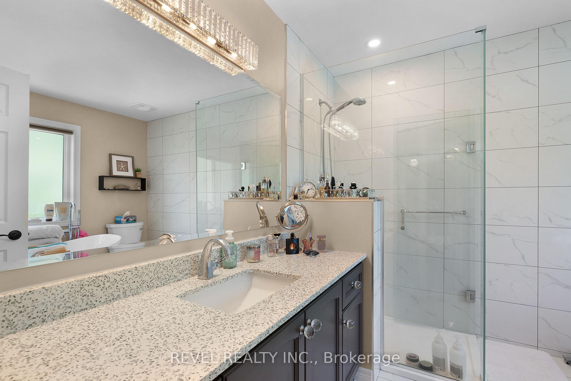 Photo 18 of 17 Michaela Crescent, Pelham, Fonthill — HOMEH