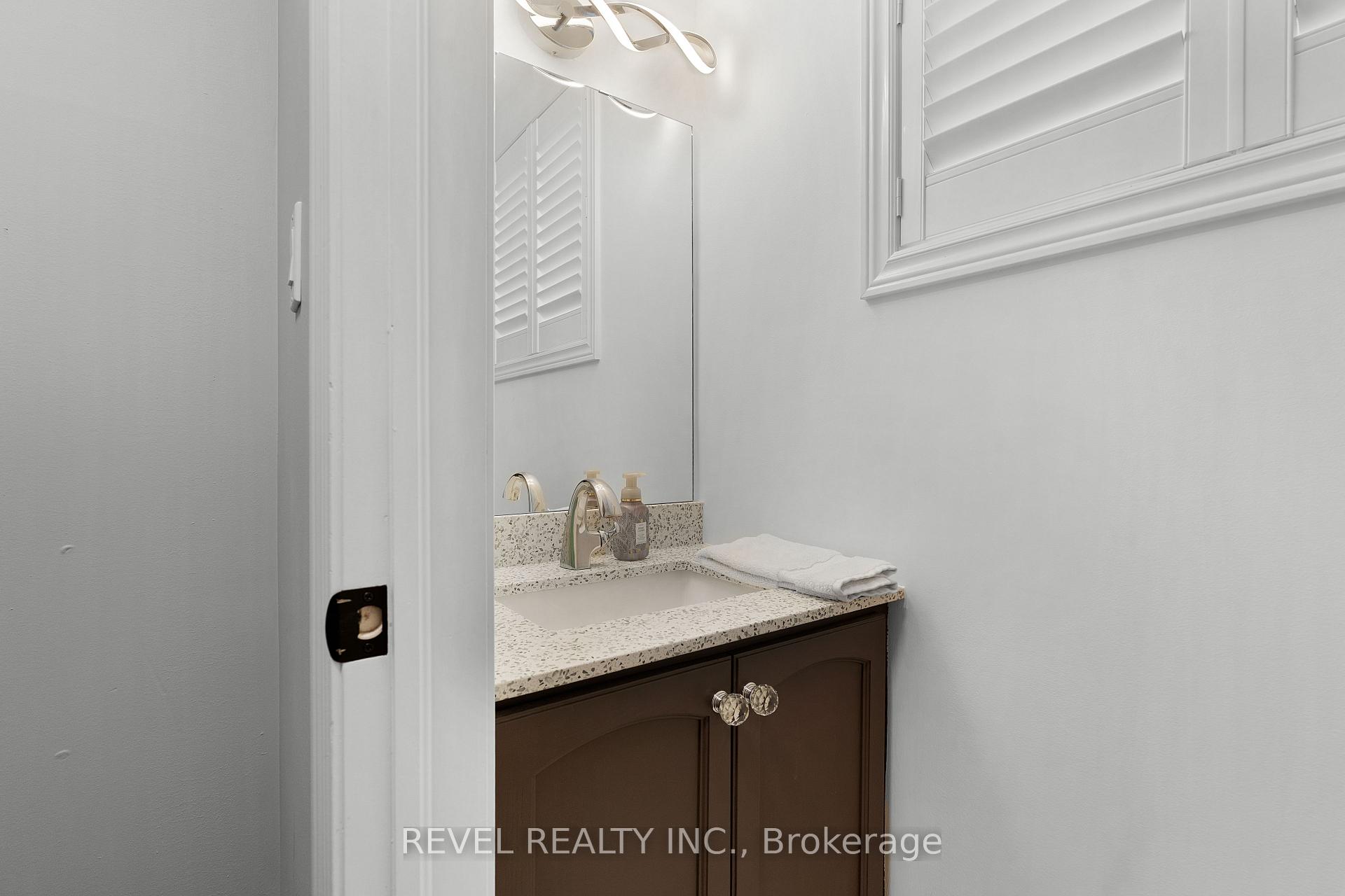 Photo 27 of 17 Michaela Crescent, Pelham, Fonthill — HOMEH