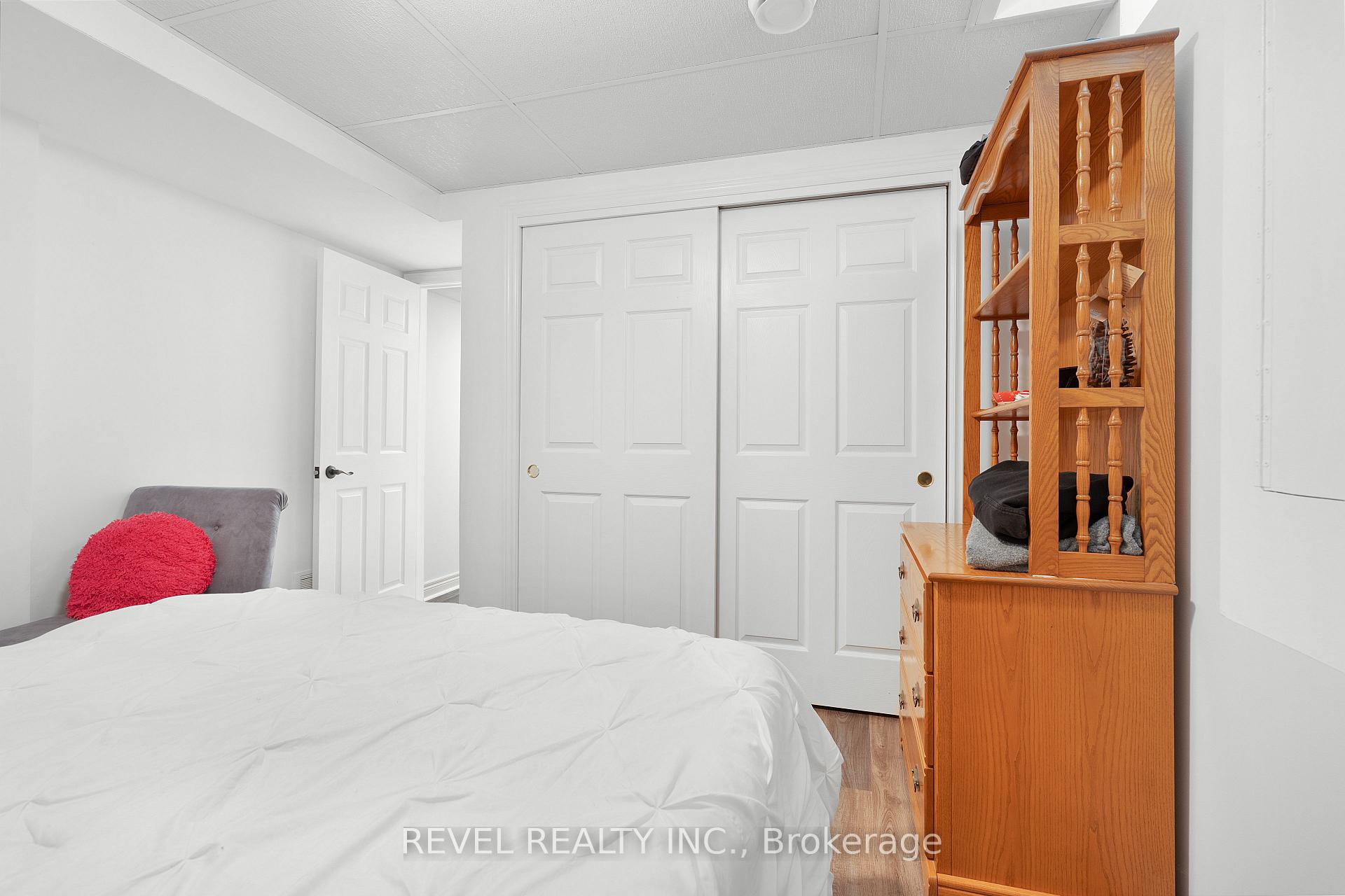Photo 33 of 17 Michaela Crescent, Pelham, Fonthill — HOMEH