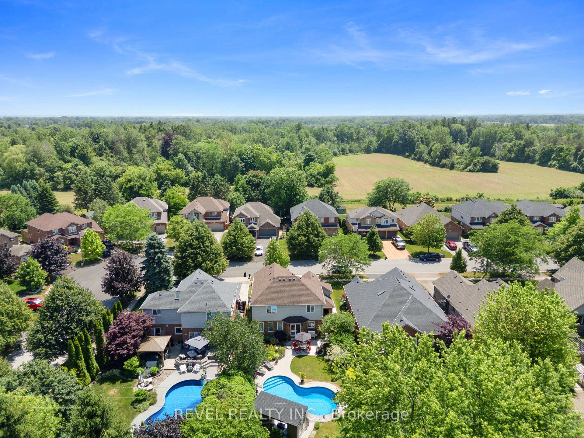 Photo 43 of 17 Michaela Crescent, Pelham, Fonthill — HOMEH