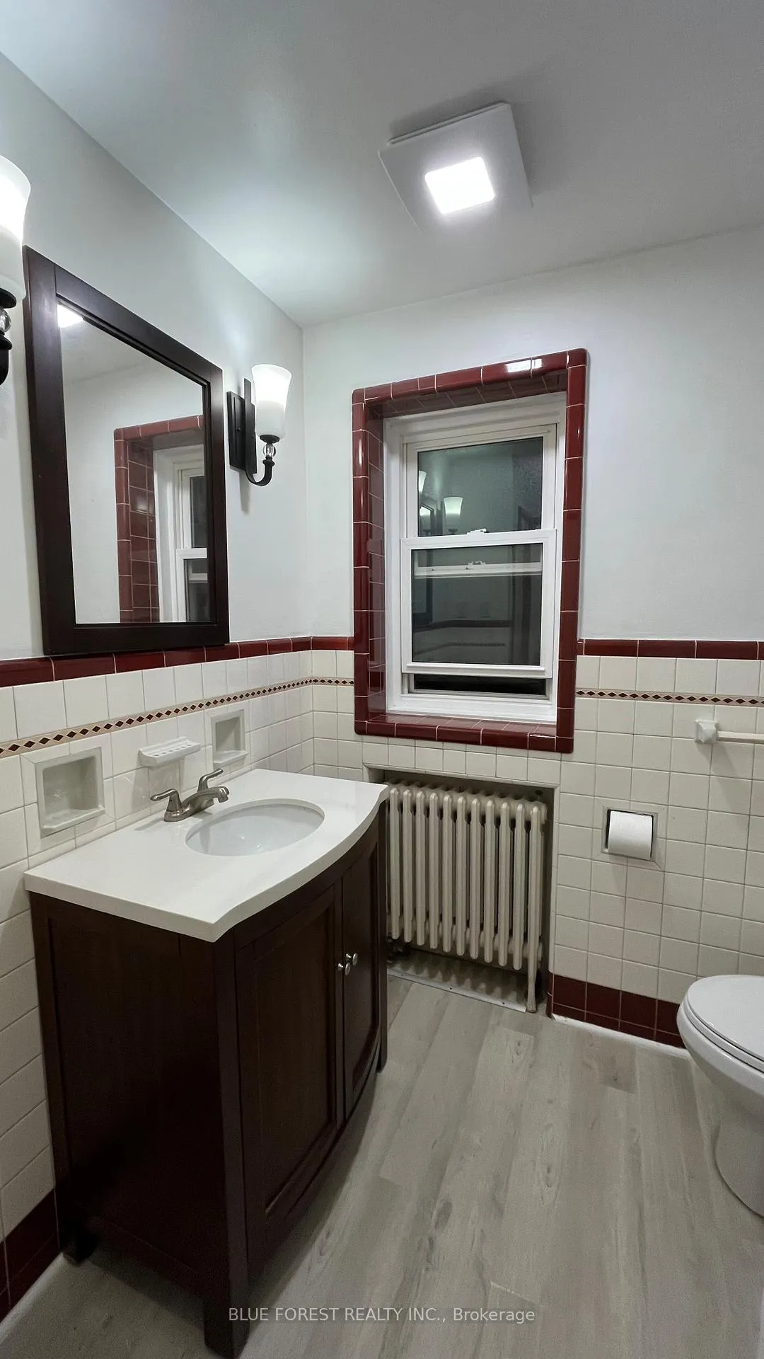 Photo 6 of 25 Norfolk Street, Norfolk, Simcoe — HOMEH