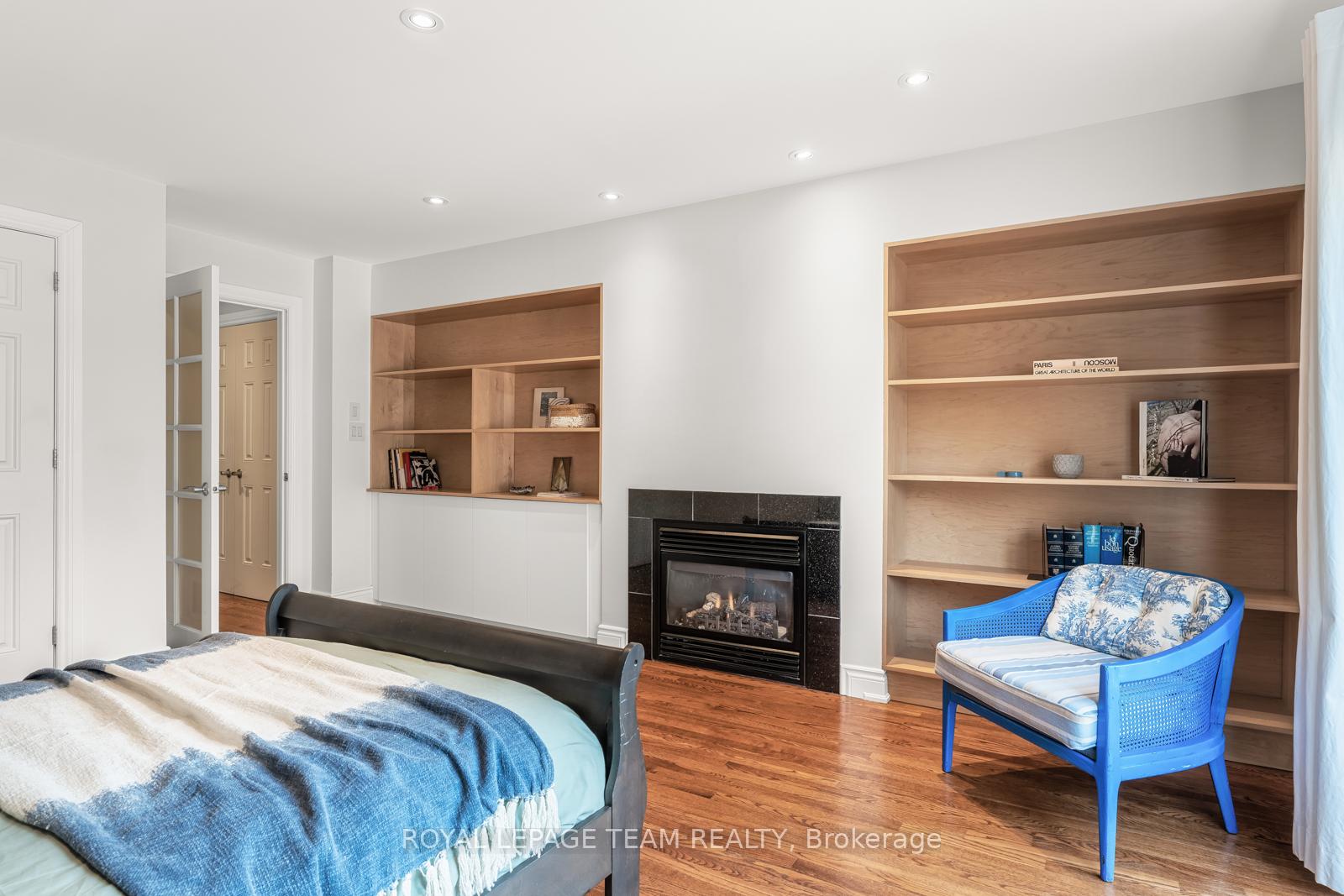 Photo 9 of 32C Douglas Avenue, Ottawa, Lindenlea — HOMEH