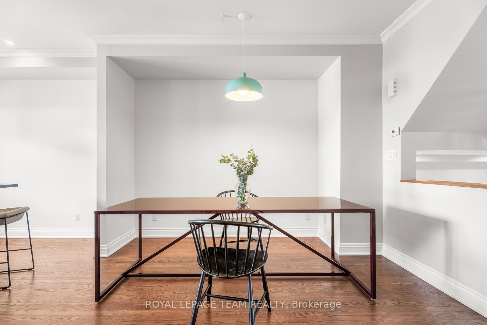 Photo 13 of 32C Douglas Avenue, Ottawa, Lindenlea — HOMEH