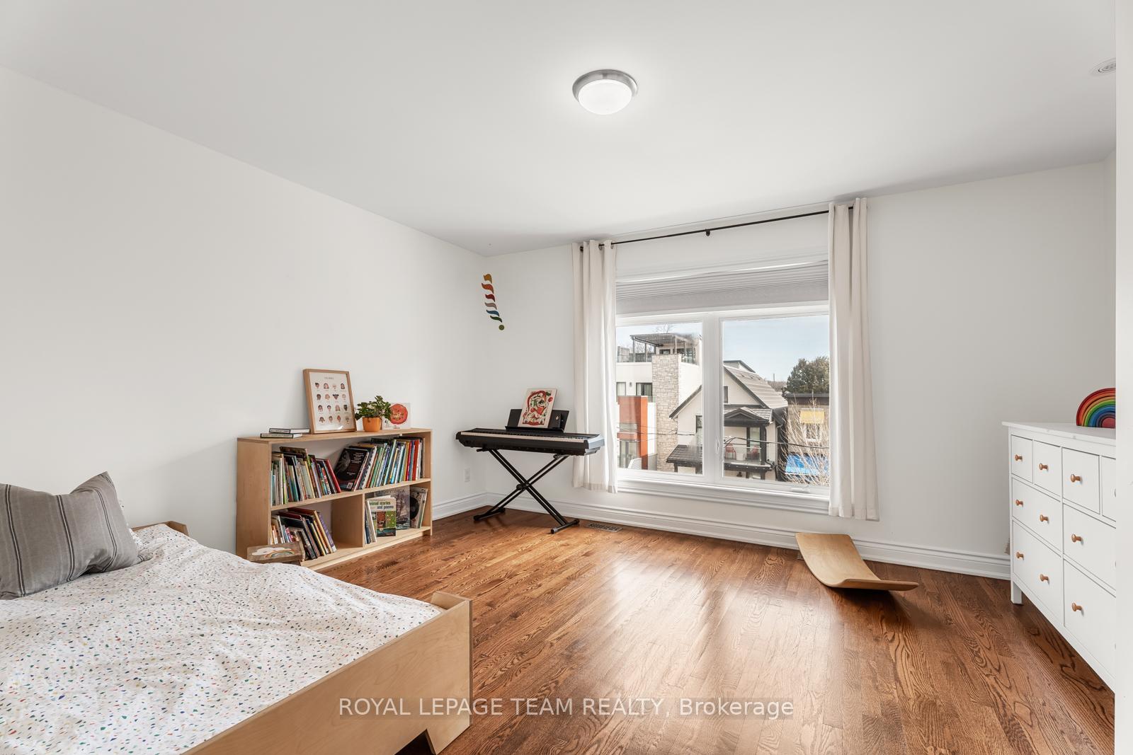 Photo 29 of 32C Douglas Avenue, Ottawa, Lindenlea — HOMEH