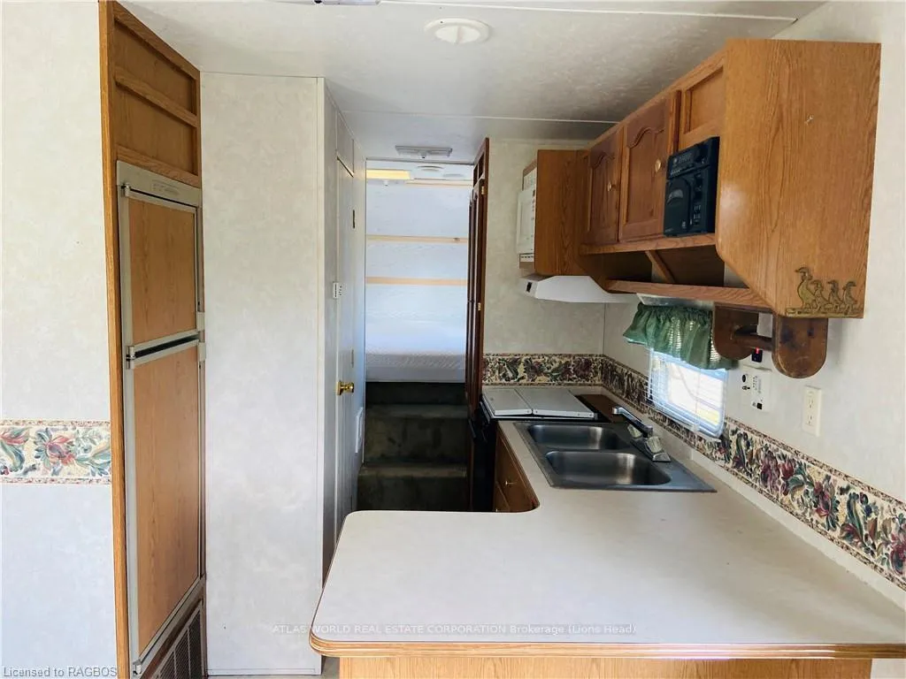 Photo 6 of Unit 13, 9 Tamarac Road, Northern Bruce Peninsula — HOMEH