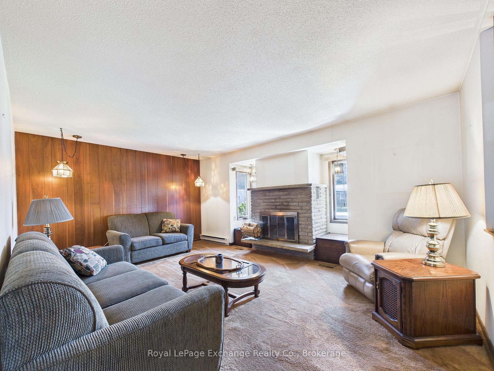 Photo 6 of 521 Shuter Street, North Huron, Wingham — HOMEH