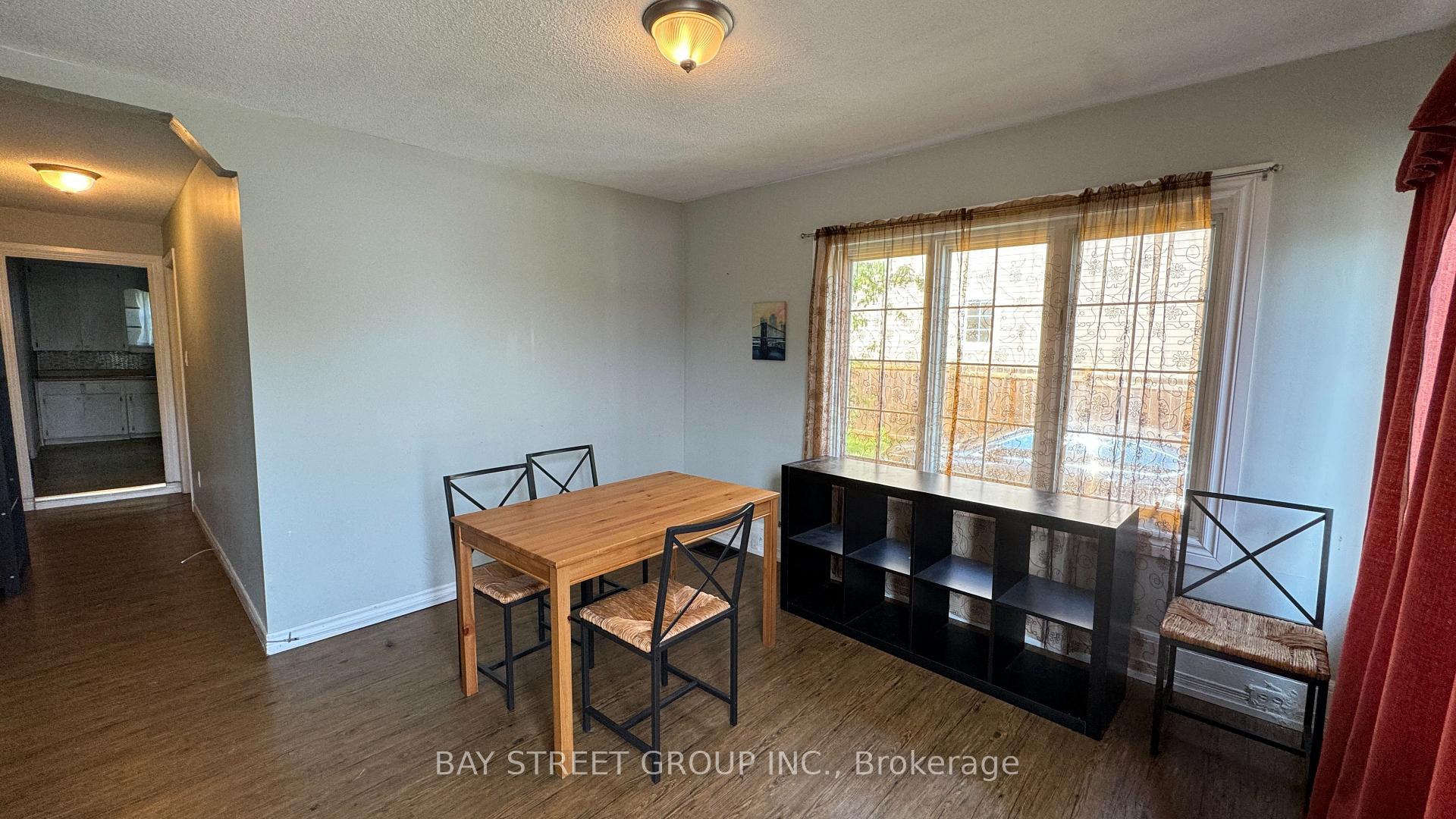Photo 2 of 4738 Huron Street, Niagara Falls, Downtown — HOMEH