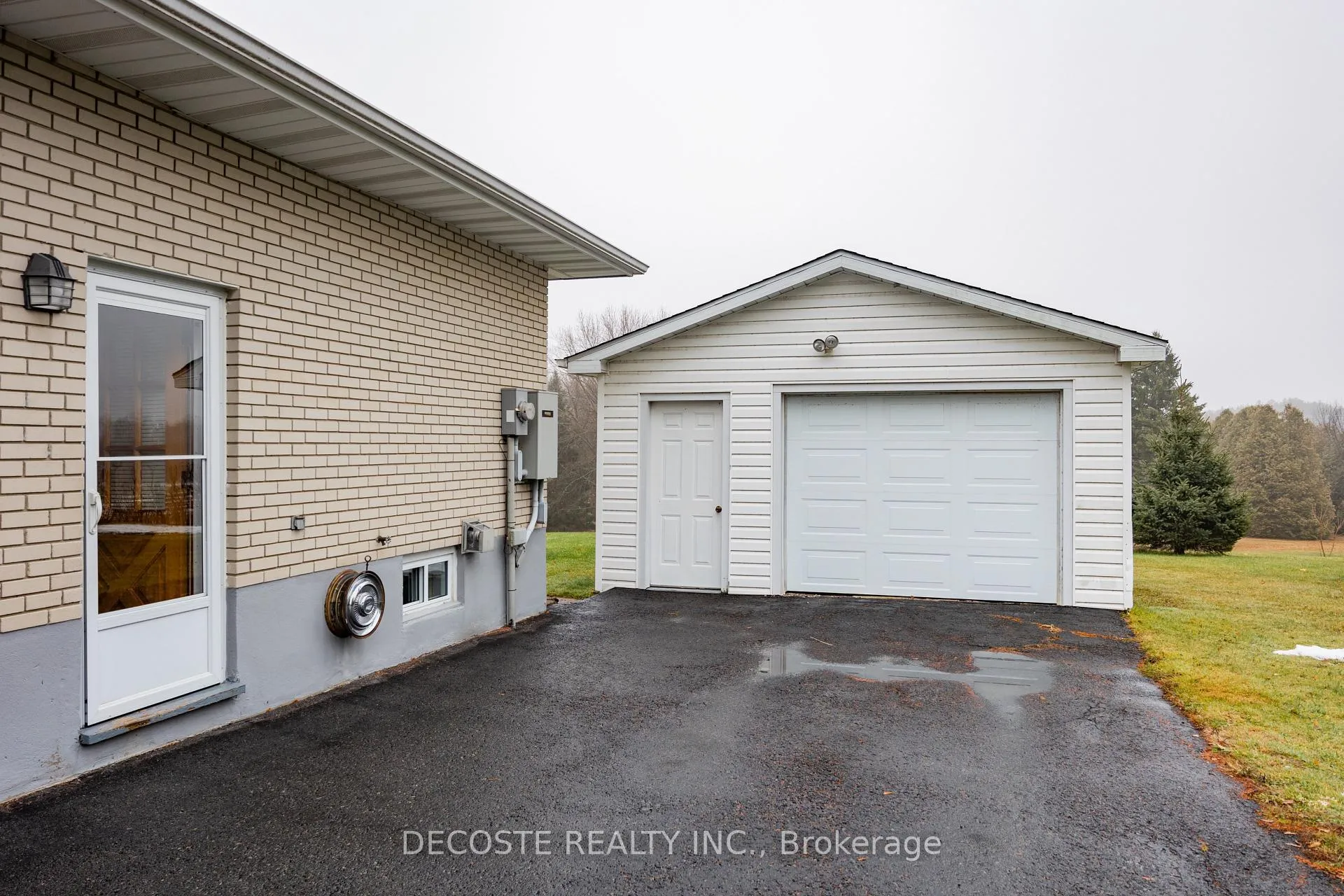 Photo 2 of 20676 Glen Robertson Road, North Glengarry, North Glengarry (Lochiel) Twp — HOMEH