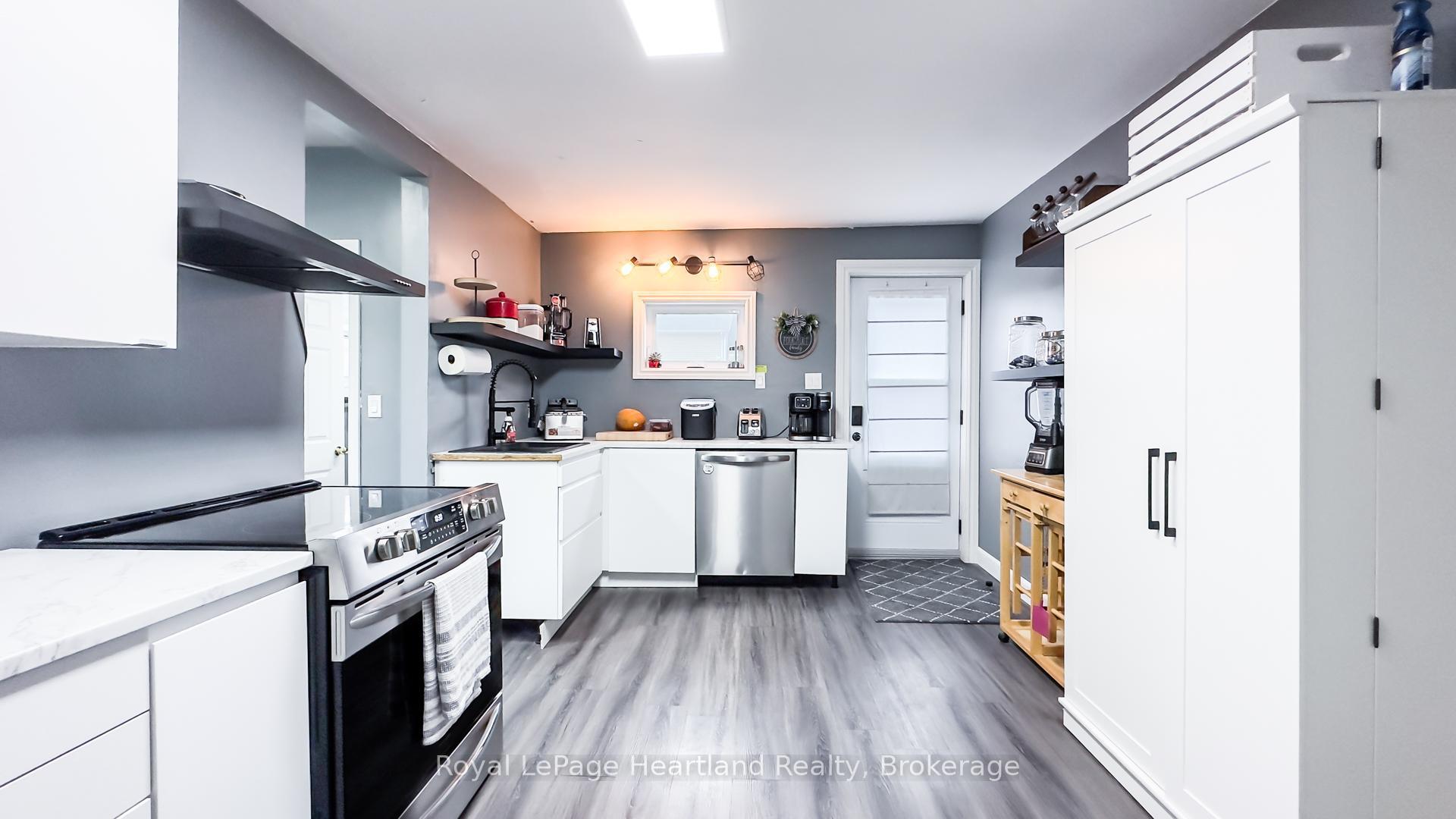 Photo 6 of 117 Main Street, North Middlesex, Alisa Craig — HOMEH