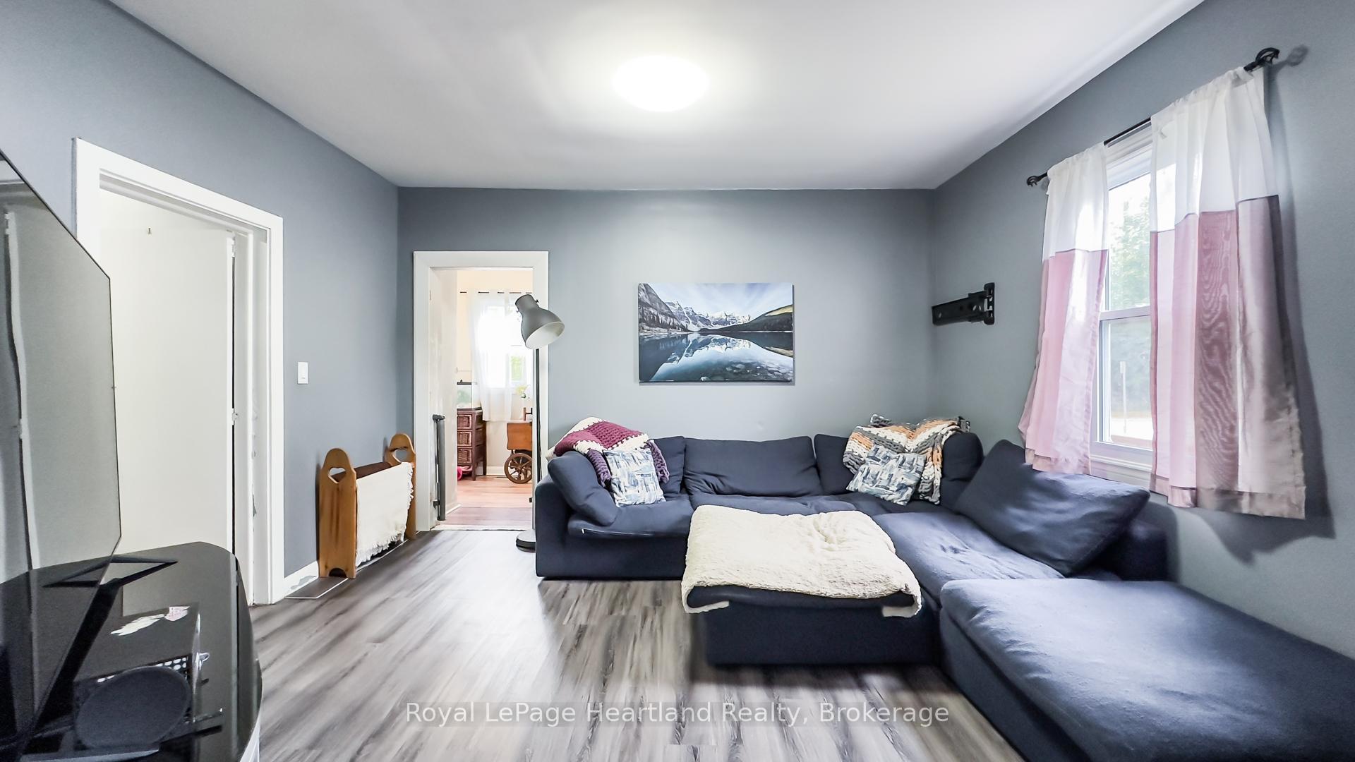 Photo 20 of 117 Main Street, North Middlesex, Alisa Craig — HOMEH