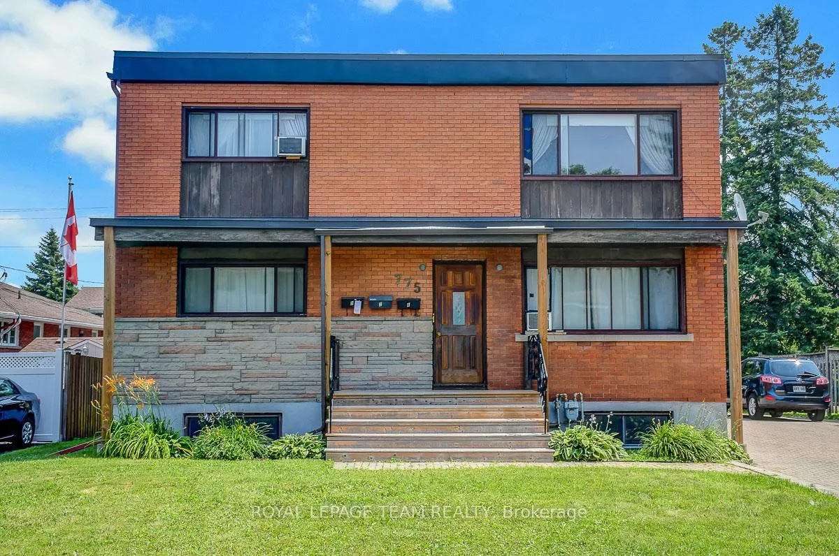 Photo 2 of Unit 3, 775 Trojan Avenue, Ottawa, Castle Heights/Rideau High — HOMEH