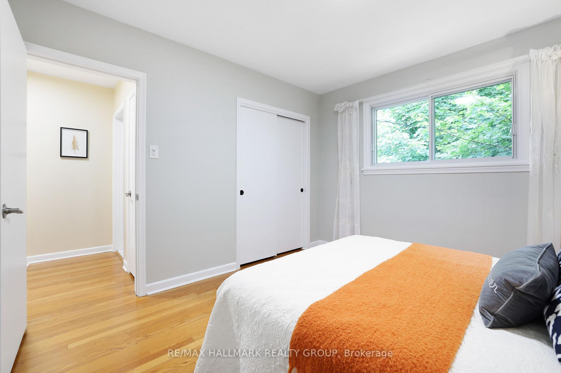 Photo 19 of 2412 Malone Crescent, Ottawa, Queensway Terrace South/Ridgeview — HOMEH