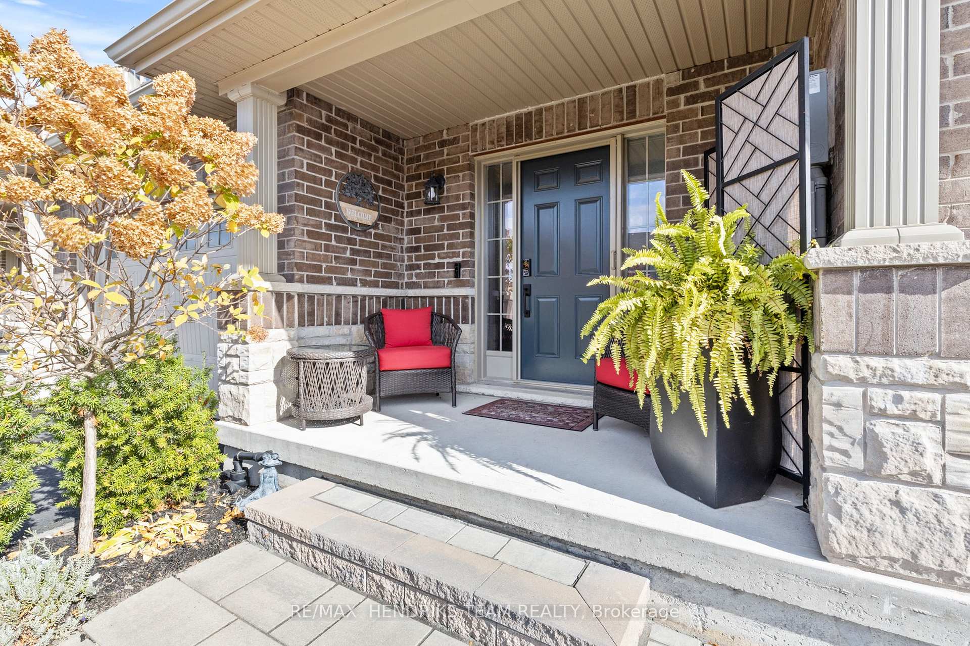 Photo 2 of 64 Abbott Place, Pelham, Fonthill — HOMEH