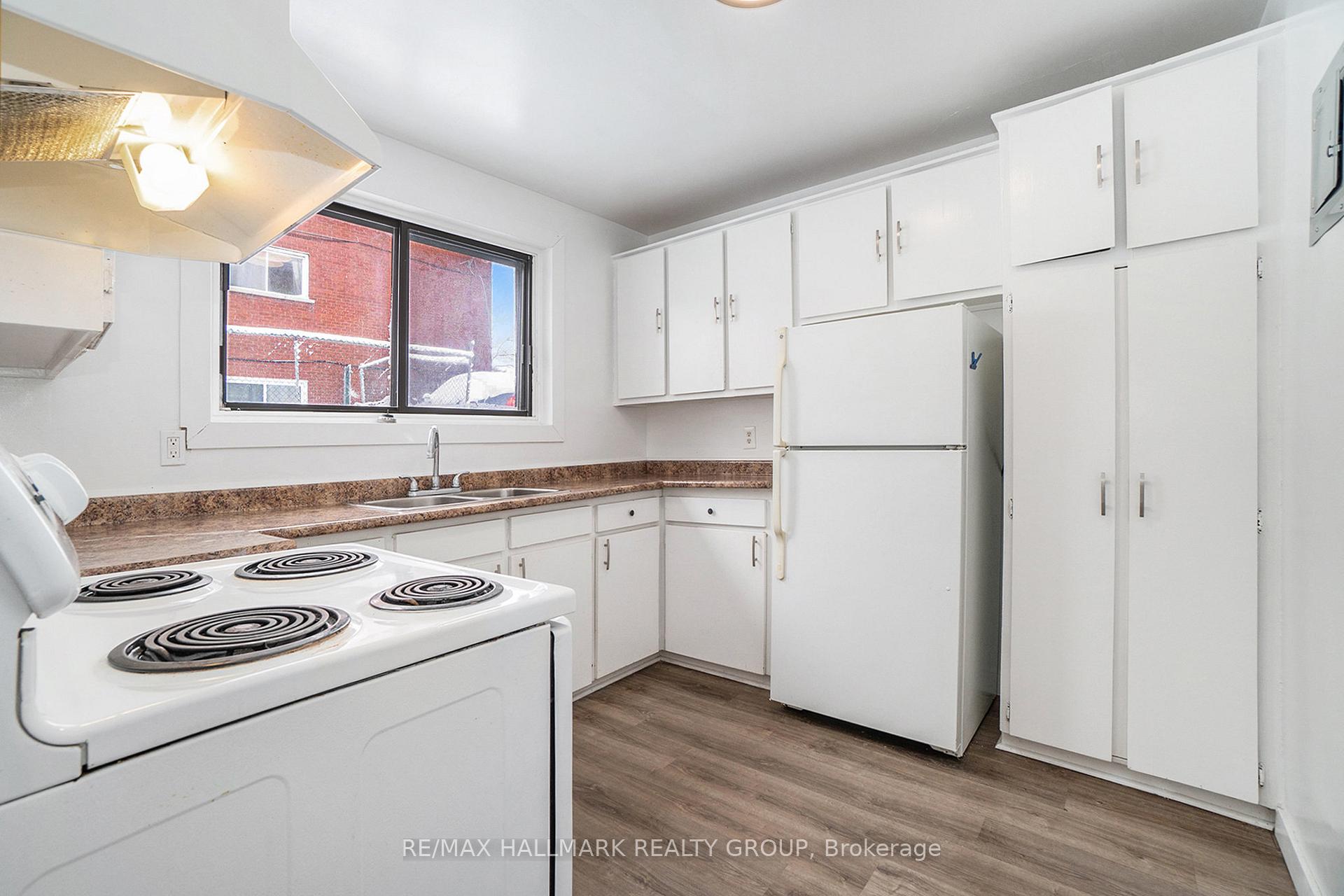 Photo 5 of Unit 1, 2295 Baseline Road, Ottawa, Queensway Terrace South/Ridgeview — HOMEH