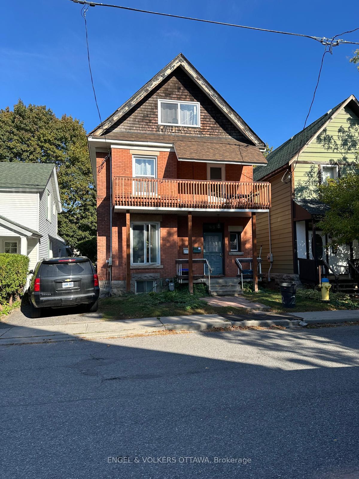 Front of 85 Waverley Street